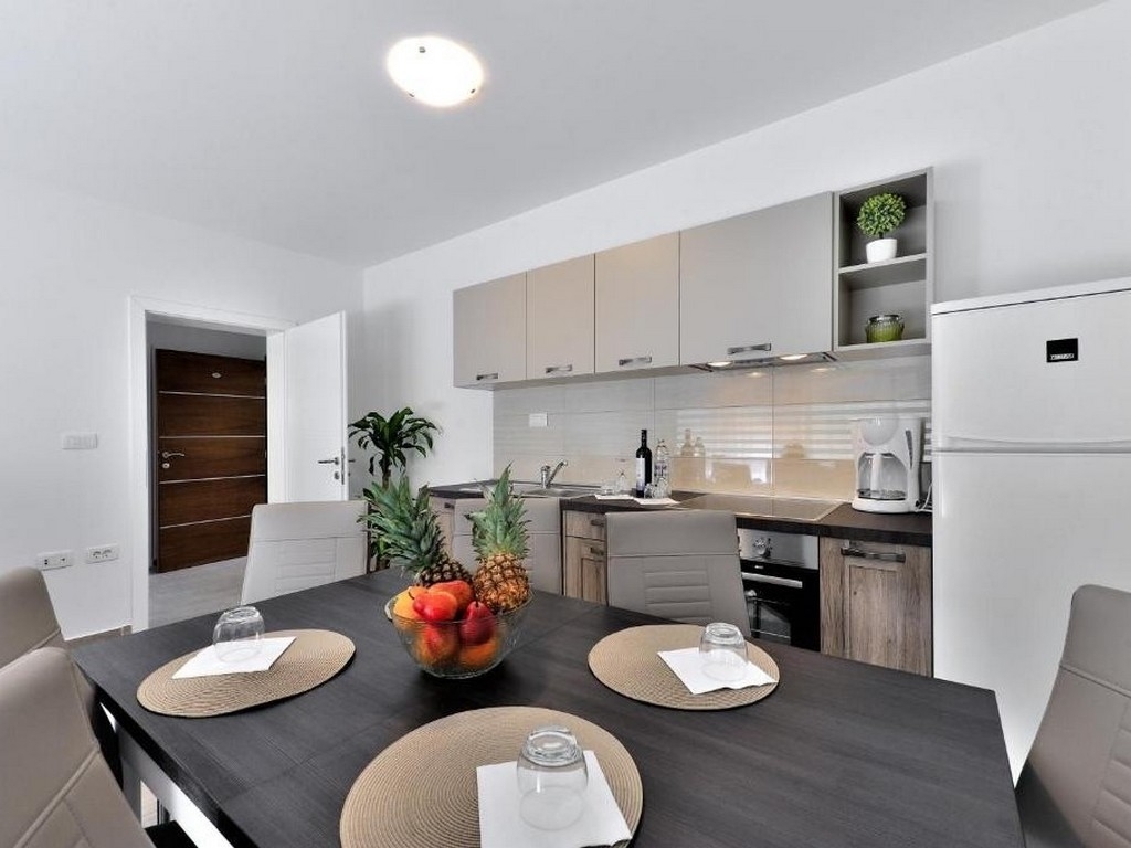 One bedroom apartment with terrace Zadar (A-24099-b) One bedroom apartment with terrace Zadar (A-24099-b)