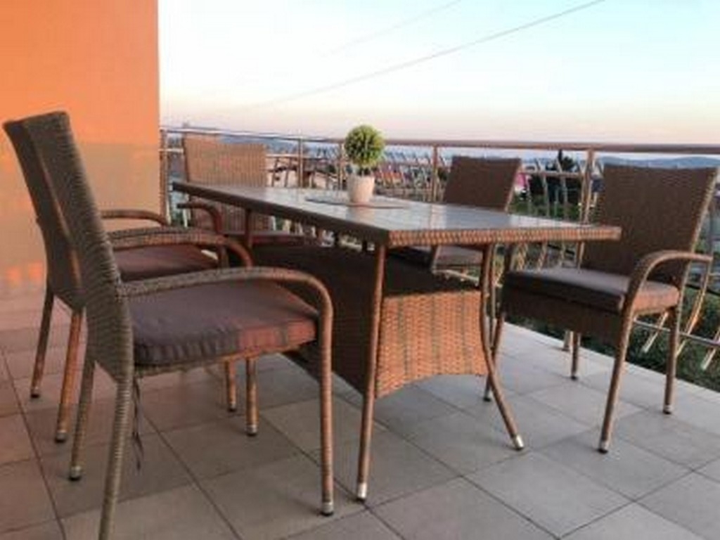One bedroom apartment with terrace Zadar (A-24099-b)