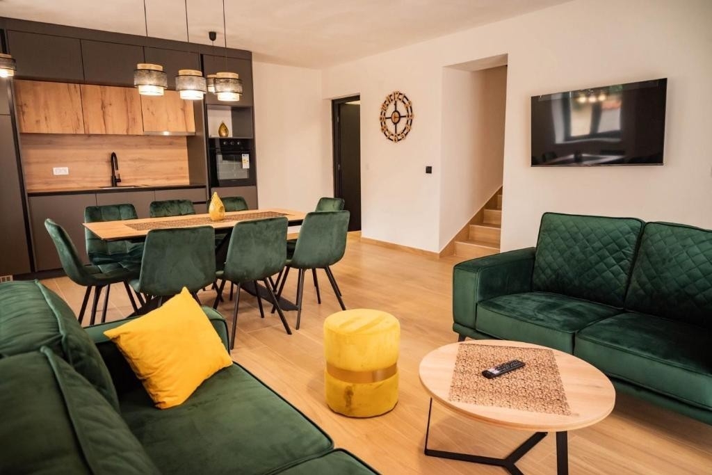 Four bedroom apartment with air-conditioning Finida, Umag  A-b