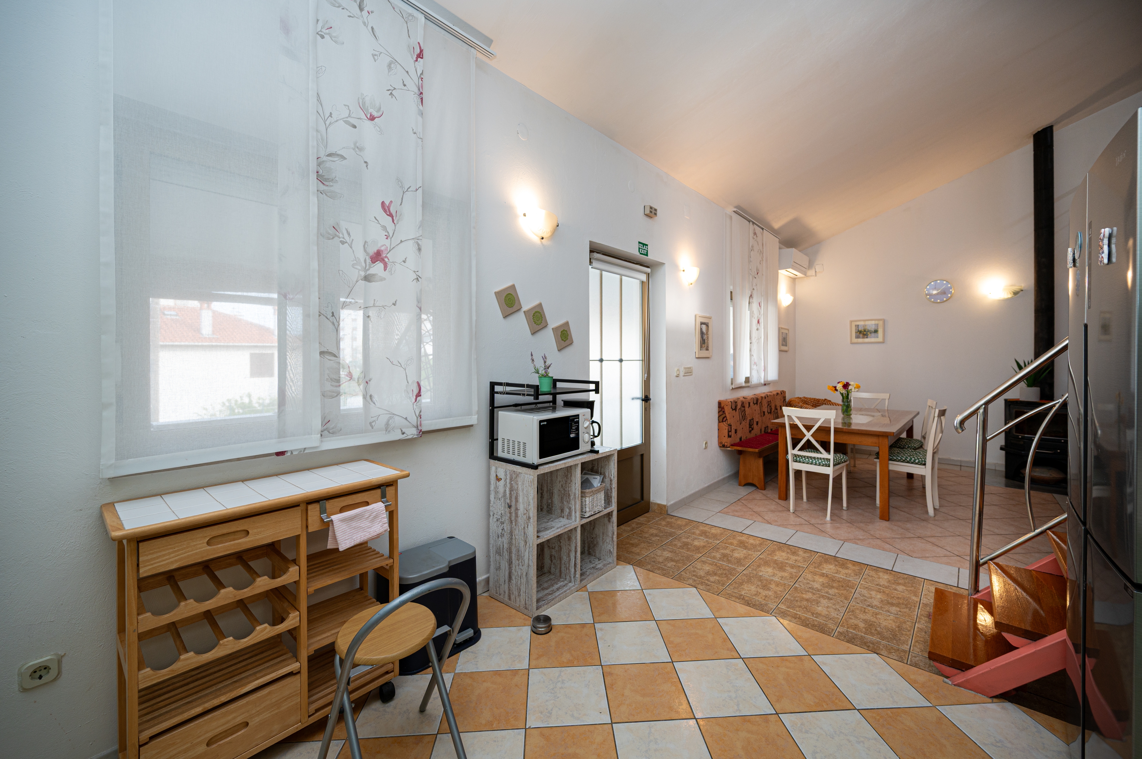 Three bedroom apartment with terrace Zadar  A-a