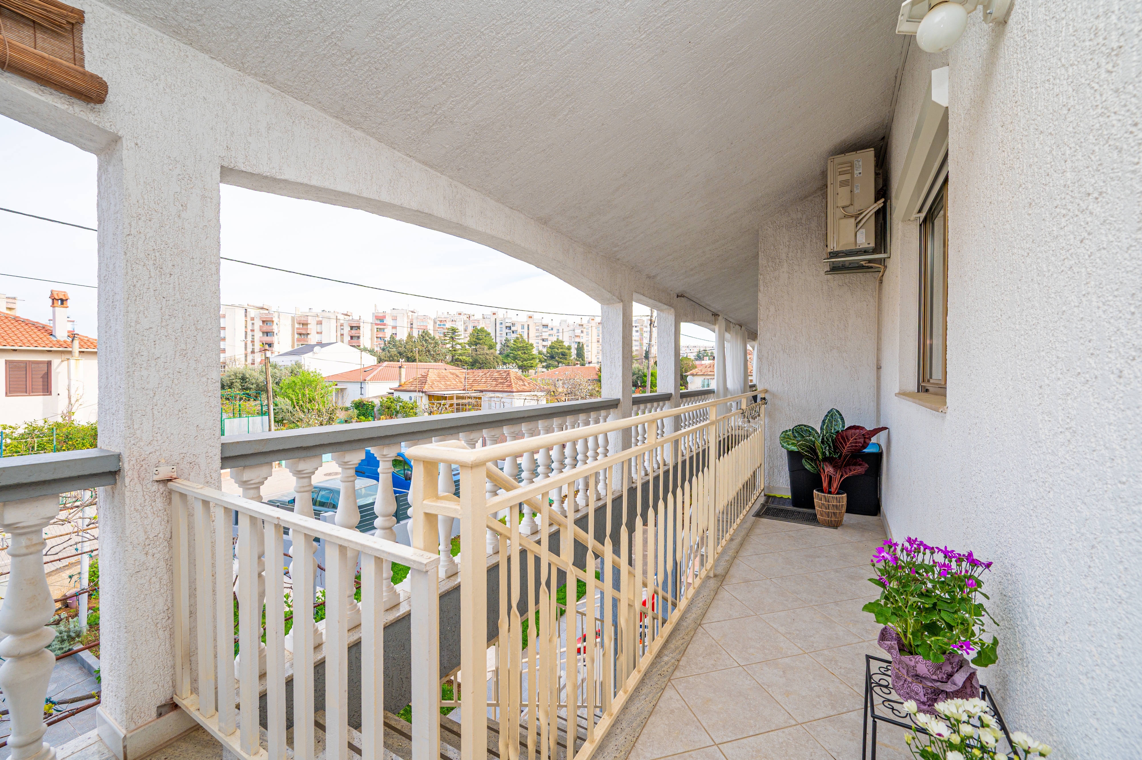 Three bedroom apartment with terrace Zadar  A-a