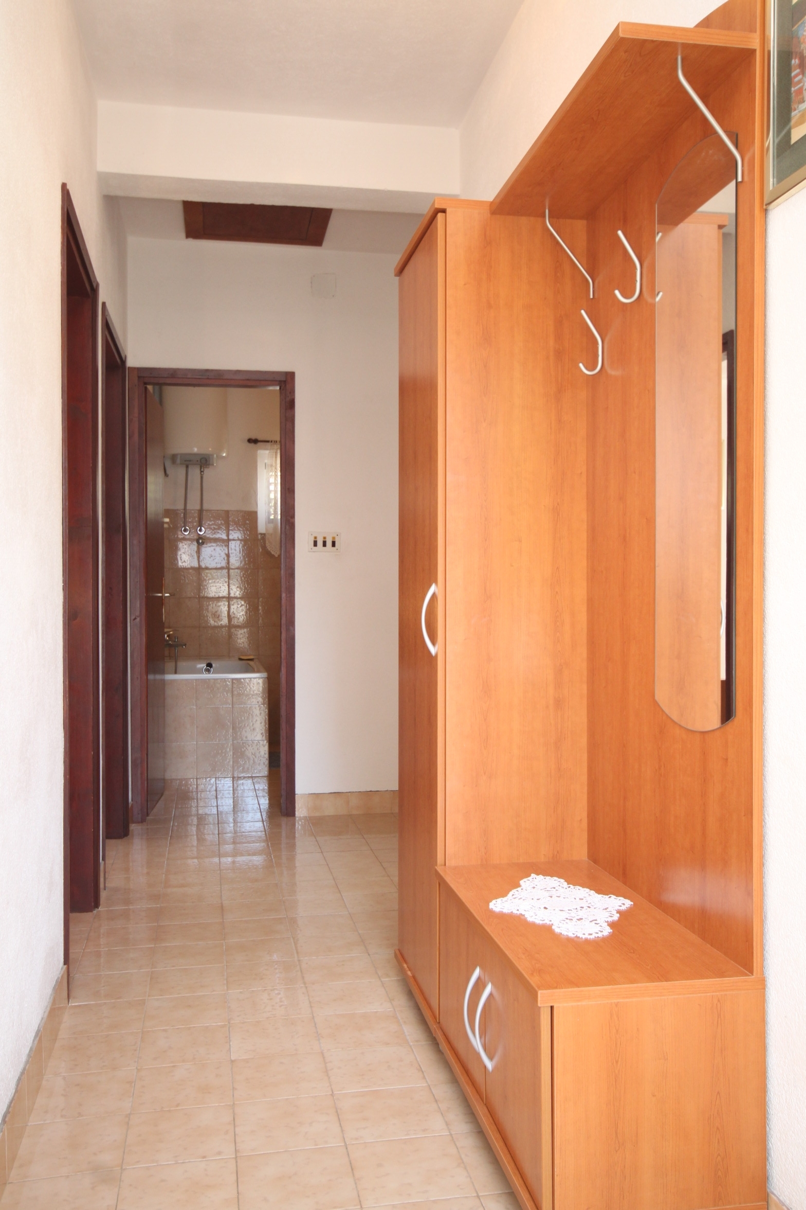 Two bedroom apartment with terrace and sea view Rukavac, Vis  A-a