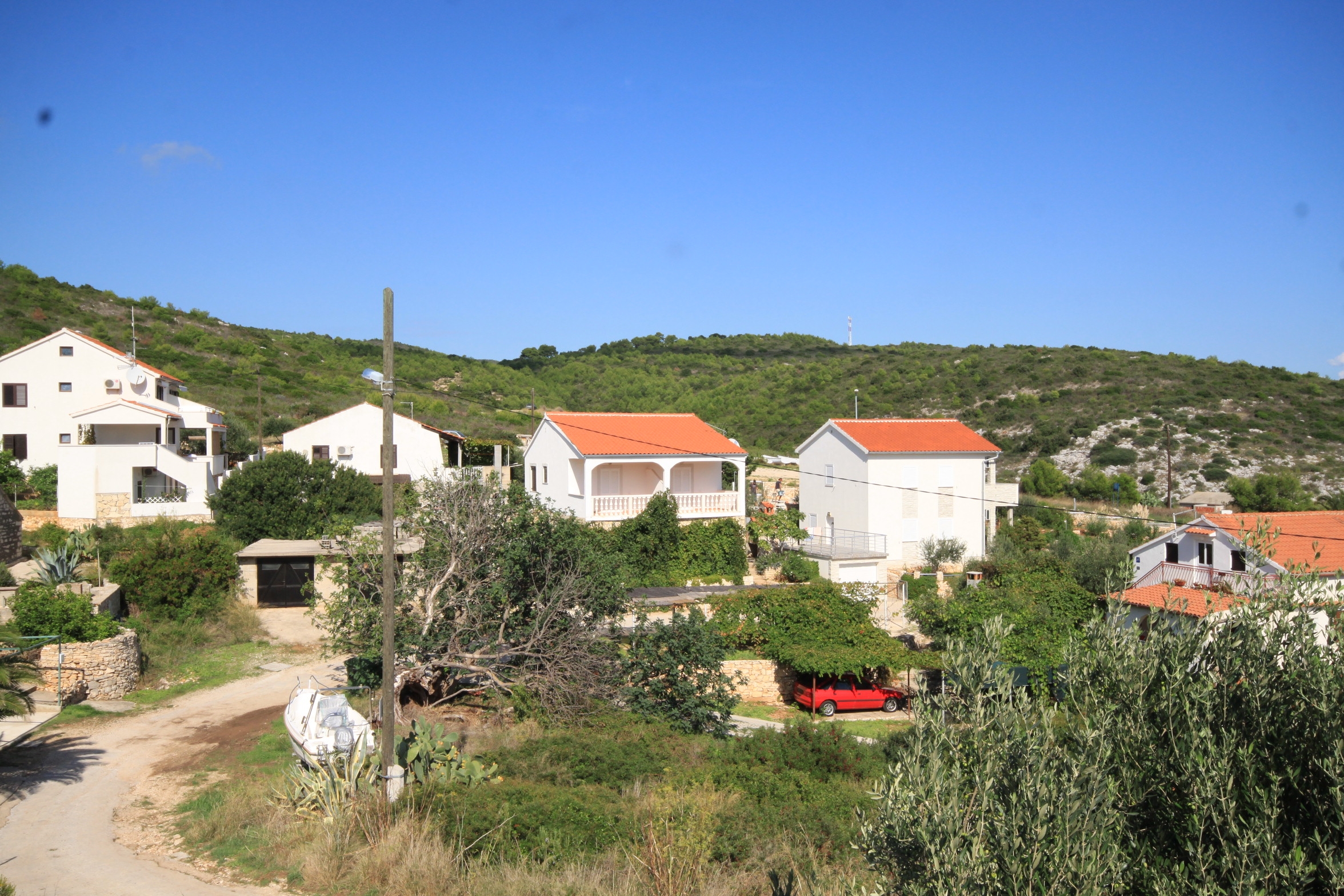 Two bedroom apartment with terrace and sea view Rukavac, Vis  A-a