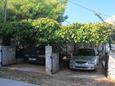 Parking lot Rukavac, Vis, Parking lot 2411 - Apartments by the sea.