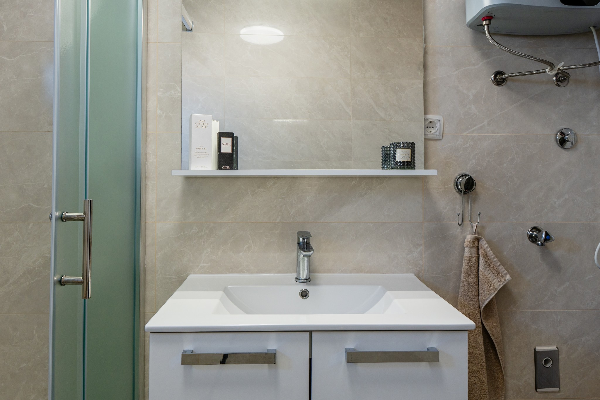 Two bedroom apartment with terrace Vir  A-a