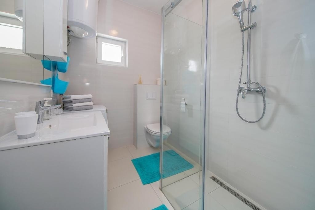 Three bedroom apartment with terrace Duba Stonska, Pelješac  A-a