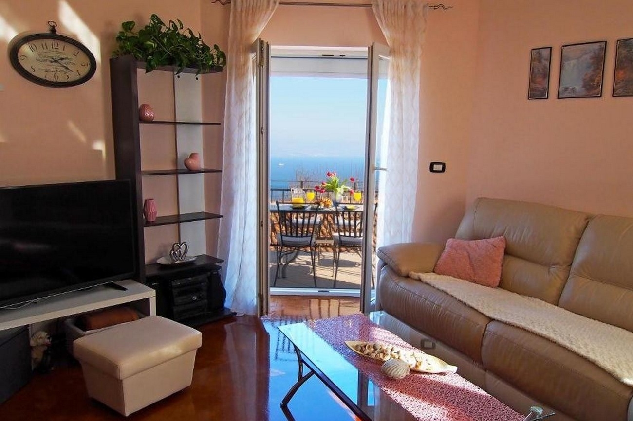 Four bedroom apartment with terrace and sea view Dobreć, Opatija  A-b