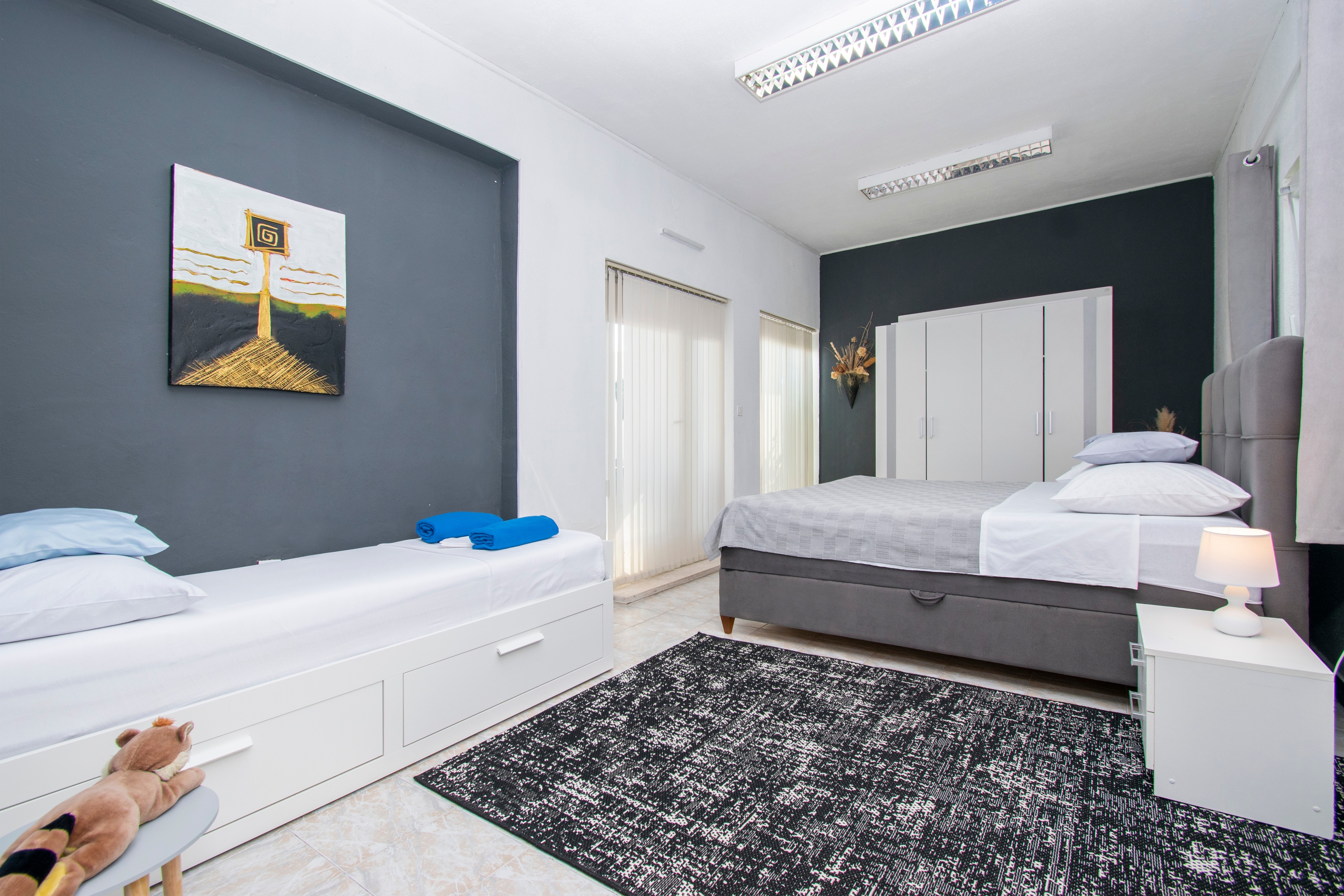 Two bedroom house with terrace Brodarica, Šibenik  K
