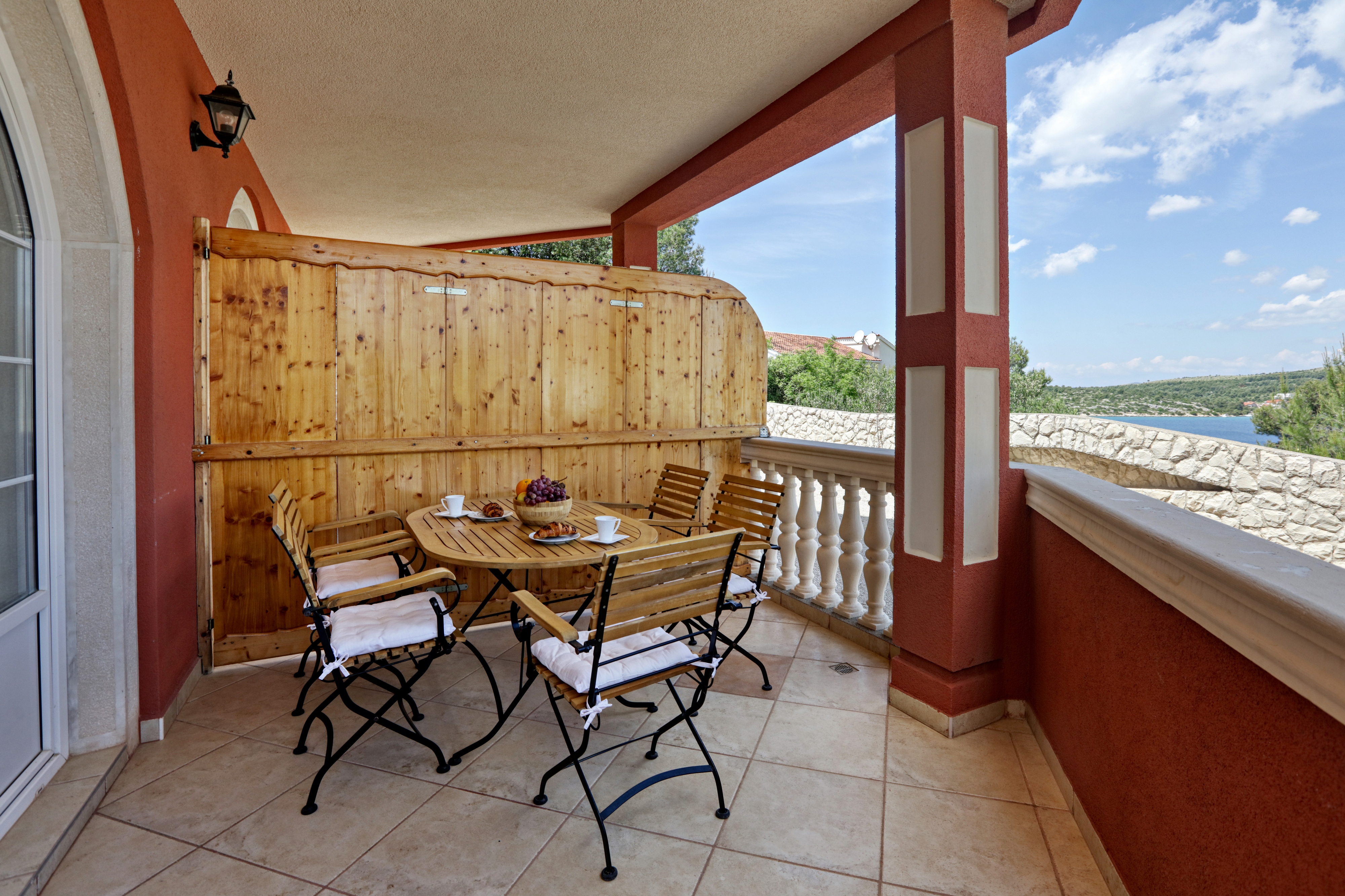 Two bedroom apartment with terrace and sea view Šparadići, Šibenik  A-a