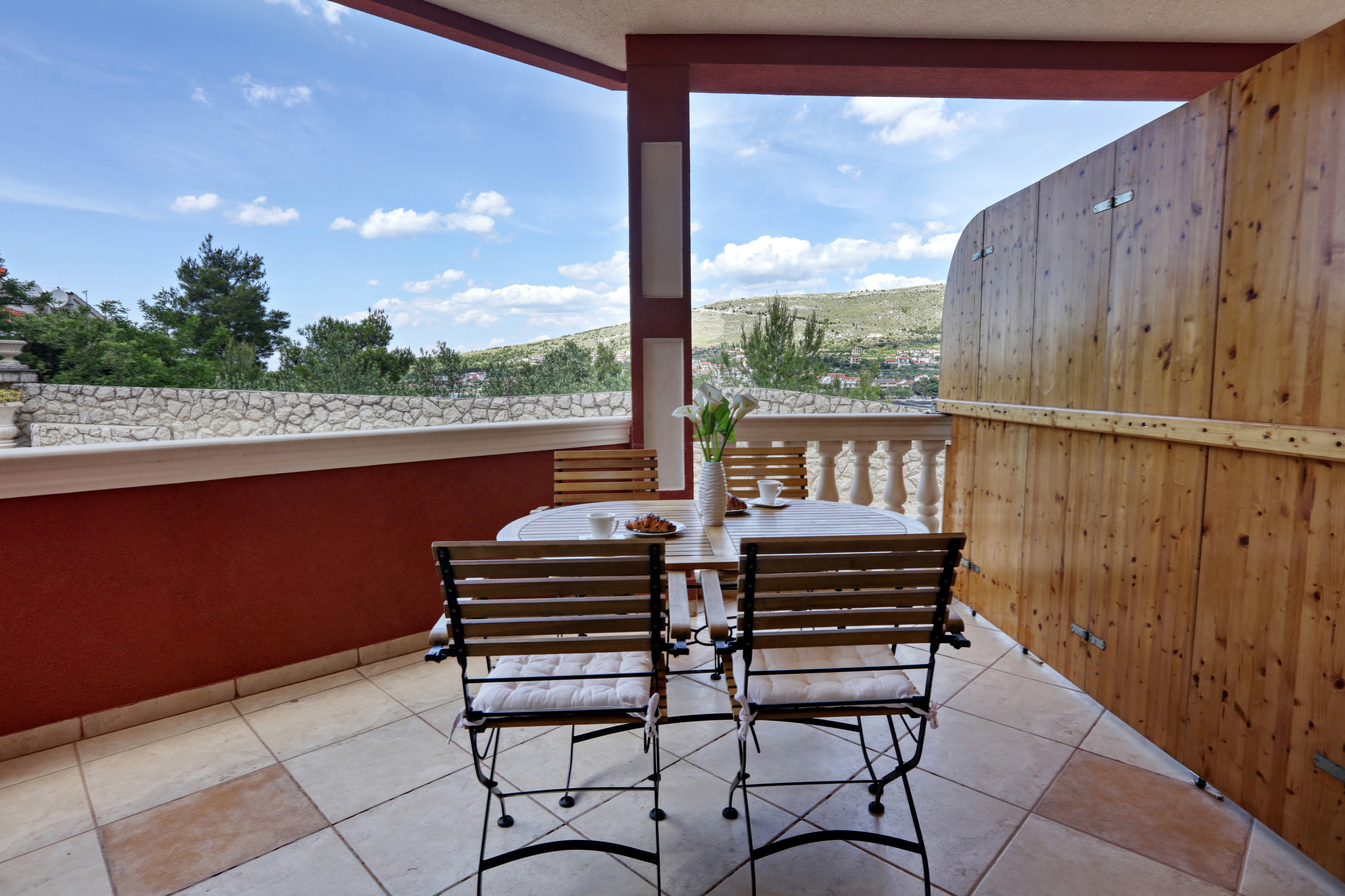 Two bedroom apartment with terrace and sea view Šparadići, Šibenik  A-b