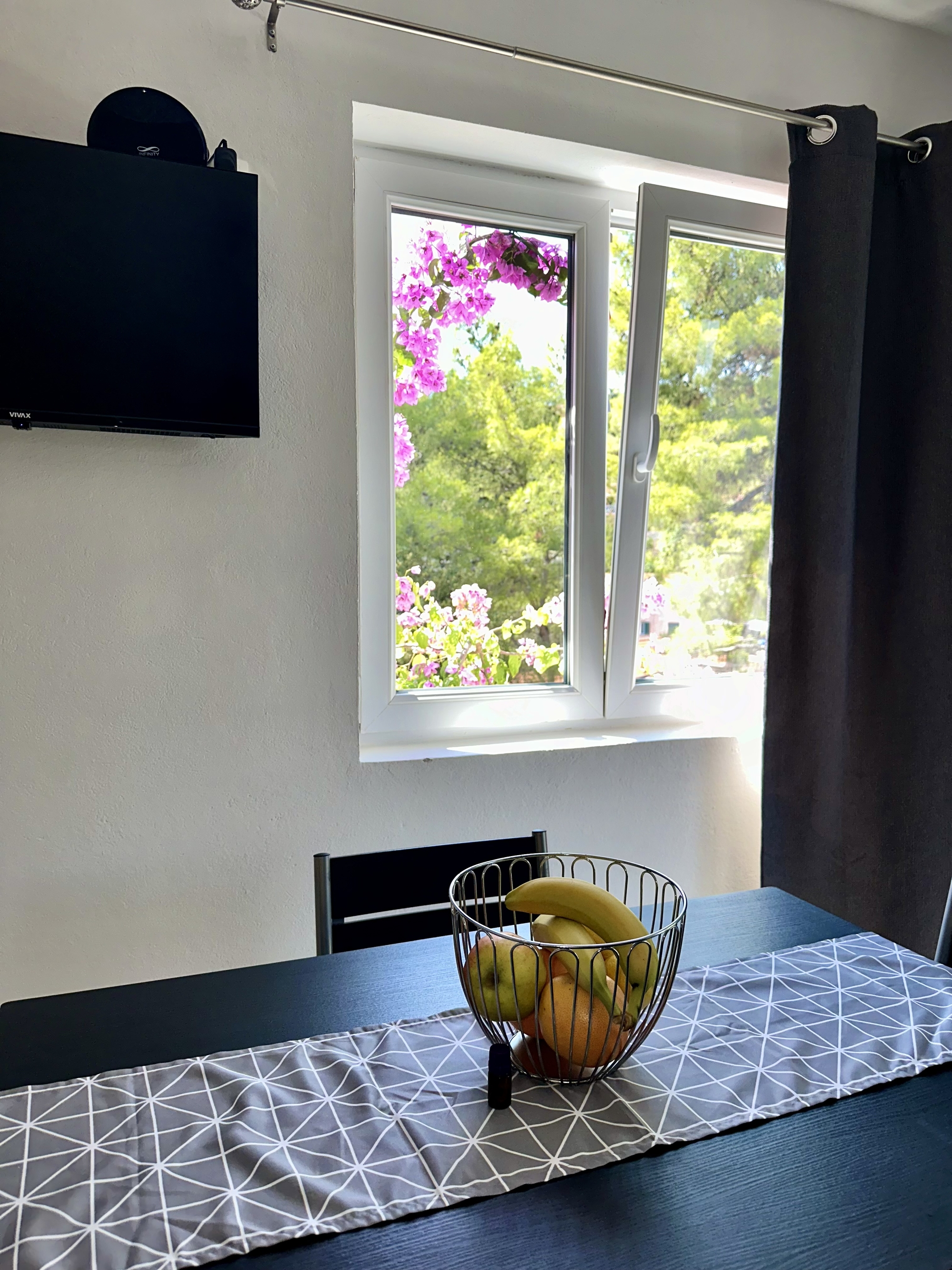 Top Hvar Basina Top Hvar Basina