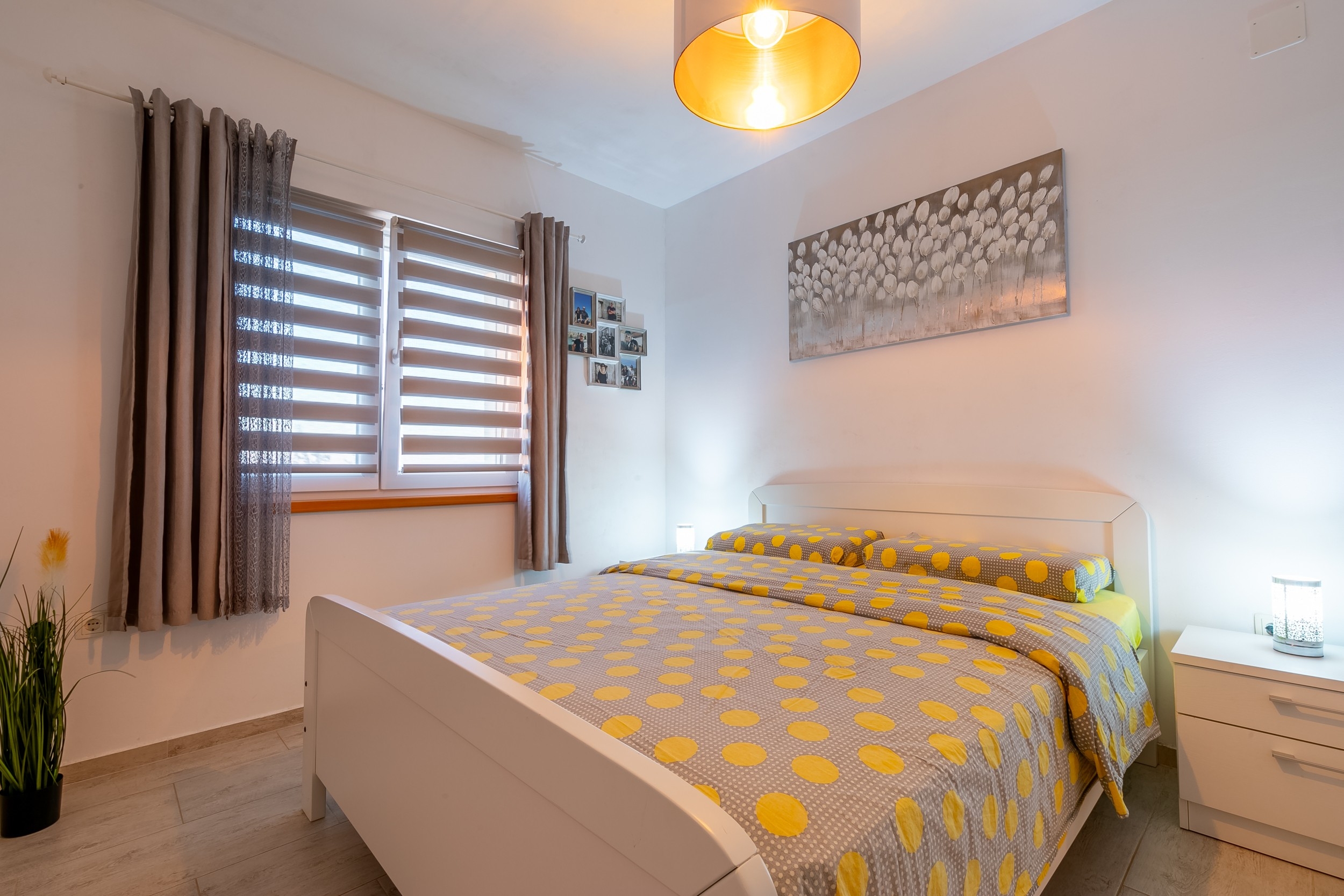 Four bedroom house with terrace and sea view Cove Tankaraca, Korčula  K