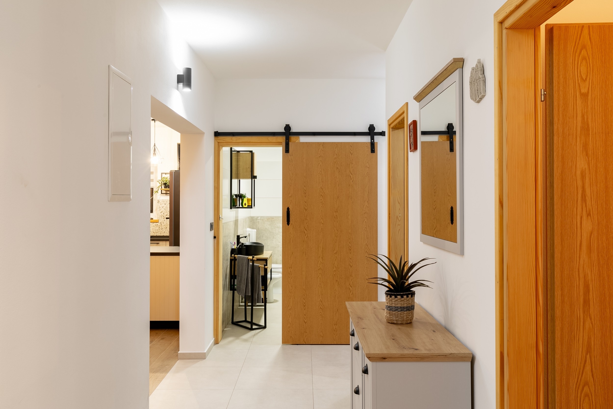 Four bedroom house with terrace and sea view Cove Tankaraca, Korčula  K