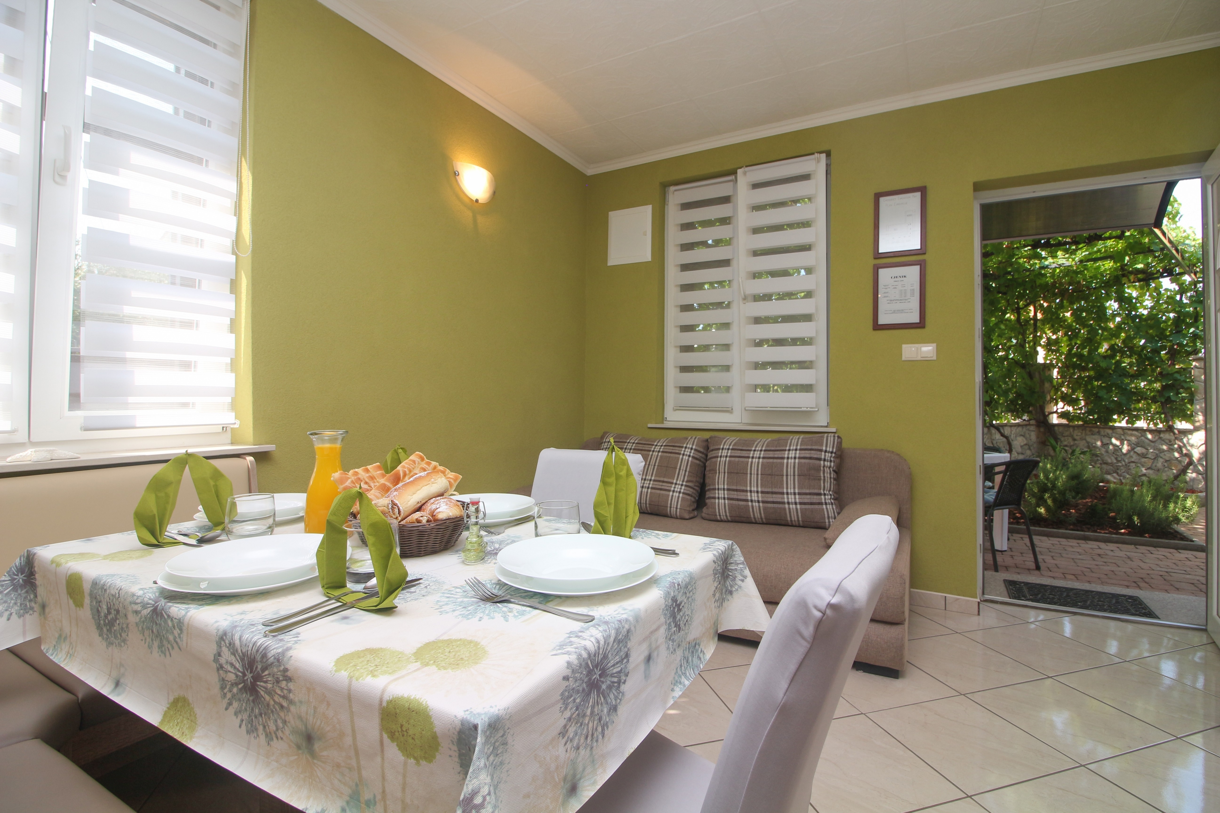 One bedroom apartment with terrace Zablaće, Šibenik  A-a