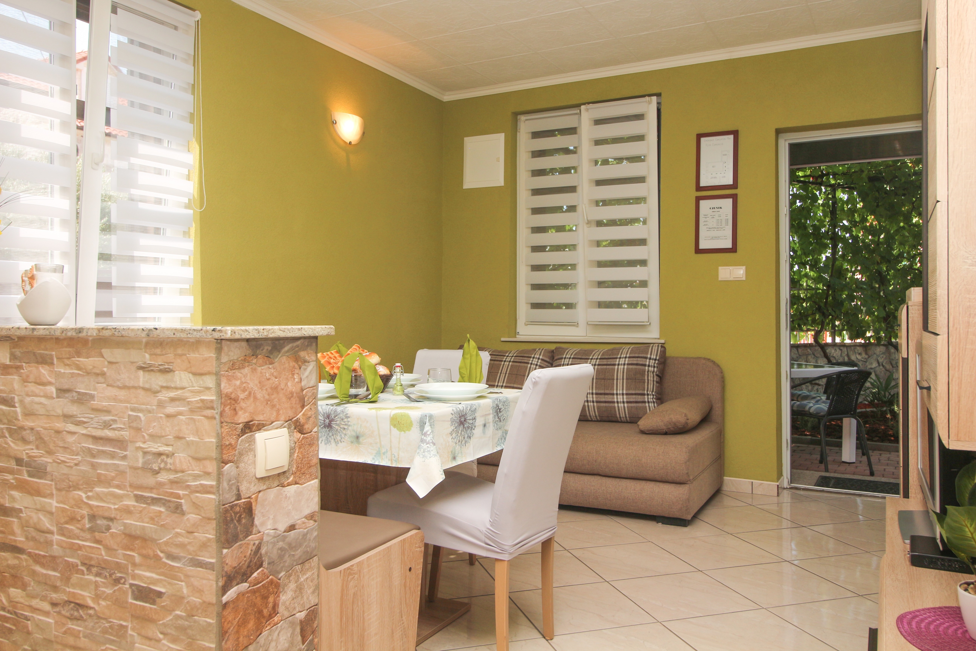 One bedroom apartment with terrace Zablaće, Šibenik  A-a