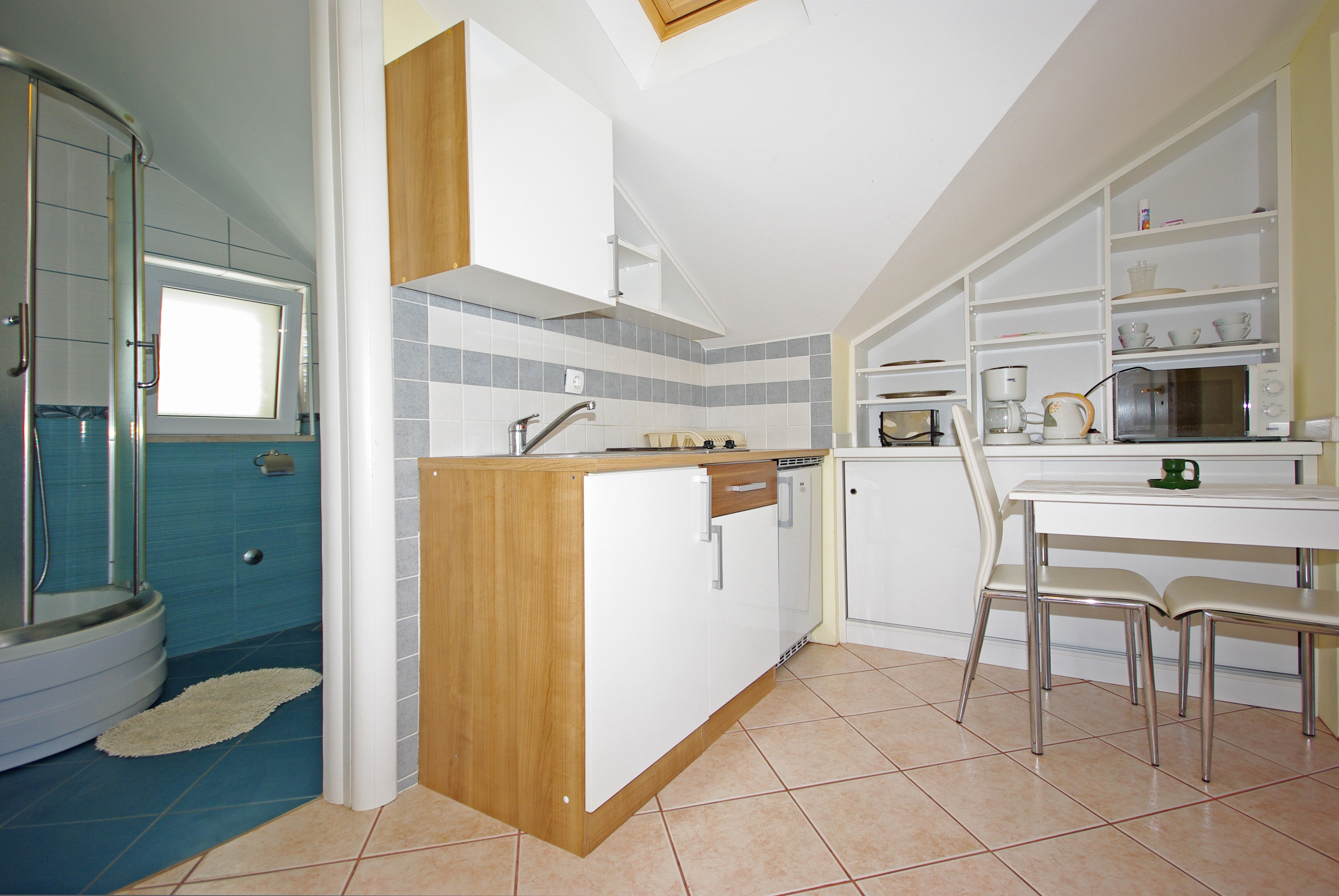 Studio flat with terrace and sea view Sumartin, Brač  AS-b