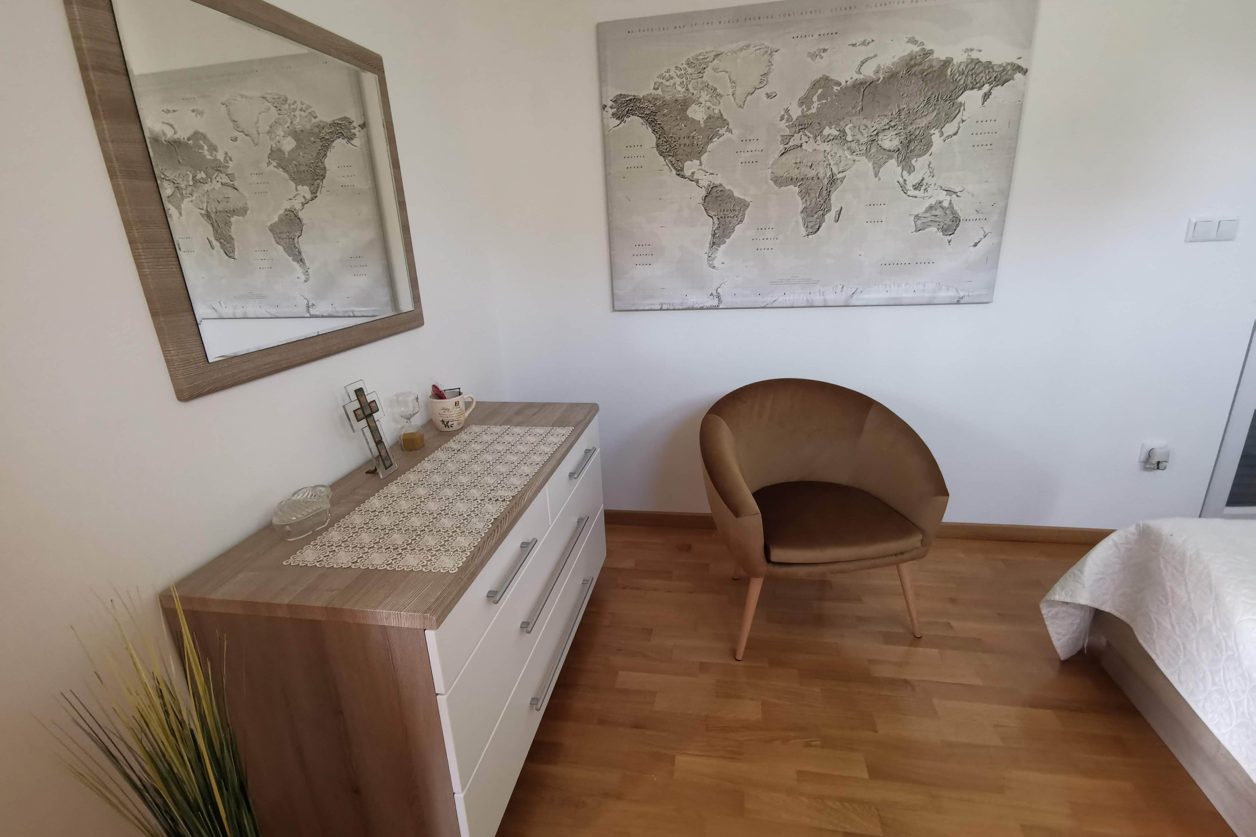 Comfortable and spacious house with terrace Poljica, Zadar  K