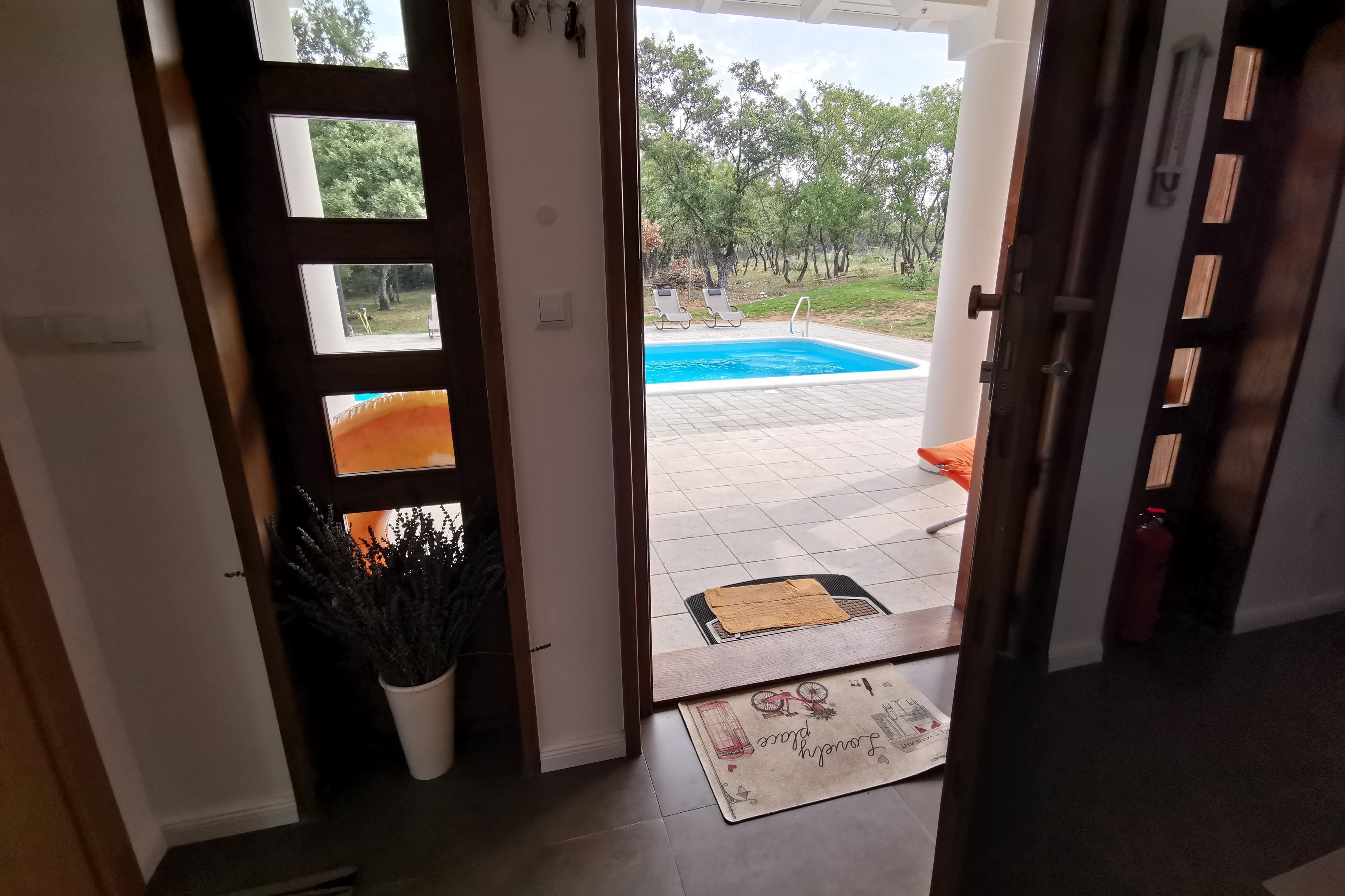 Comfortable and spacious house with terrace Poljica, Zadar  K