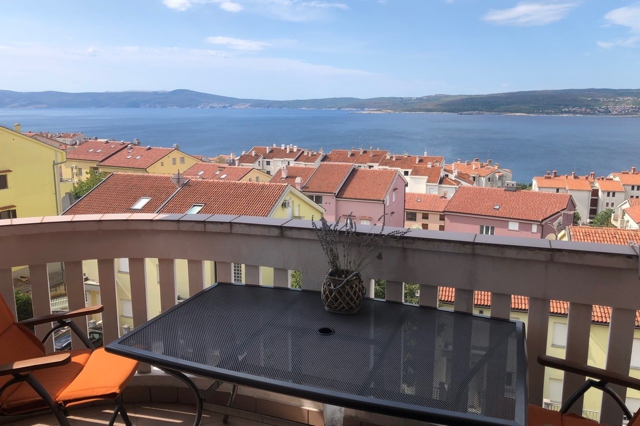 Studio flat with balcony and sea view Crikvenica  AS-a