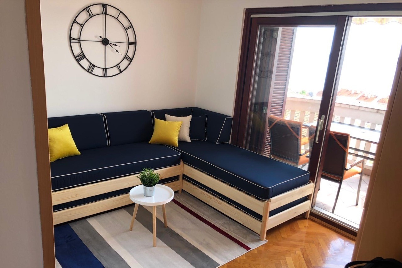 Studio flat with balcony and sea view Crikvenica  AS-a