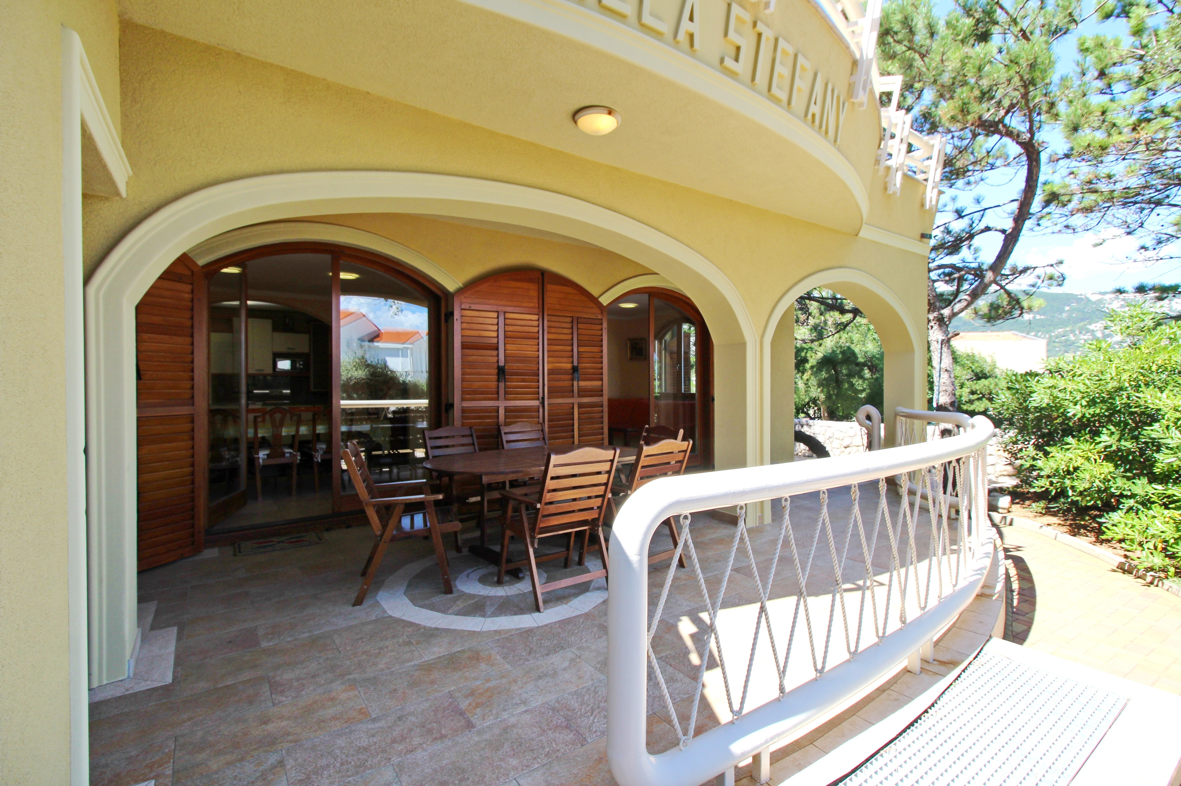 Three bedroom apartment with terrace Baška, Krk  A-a