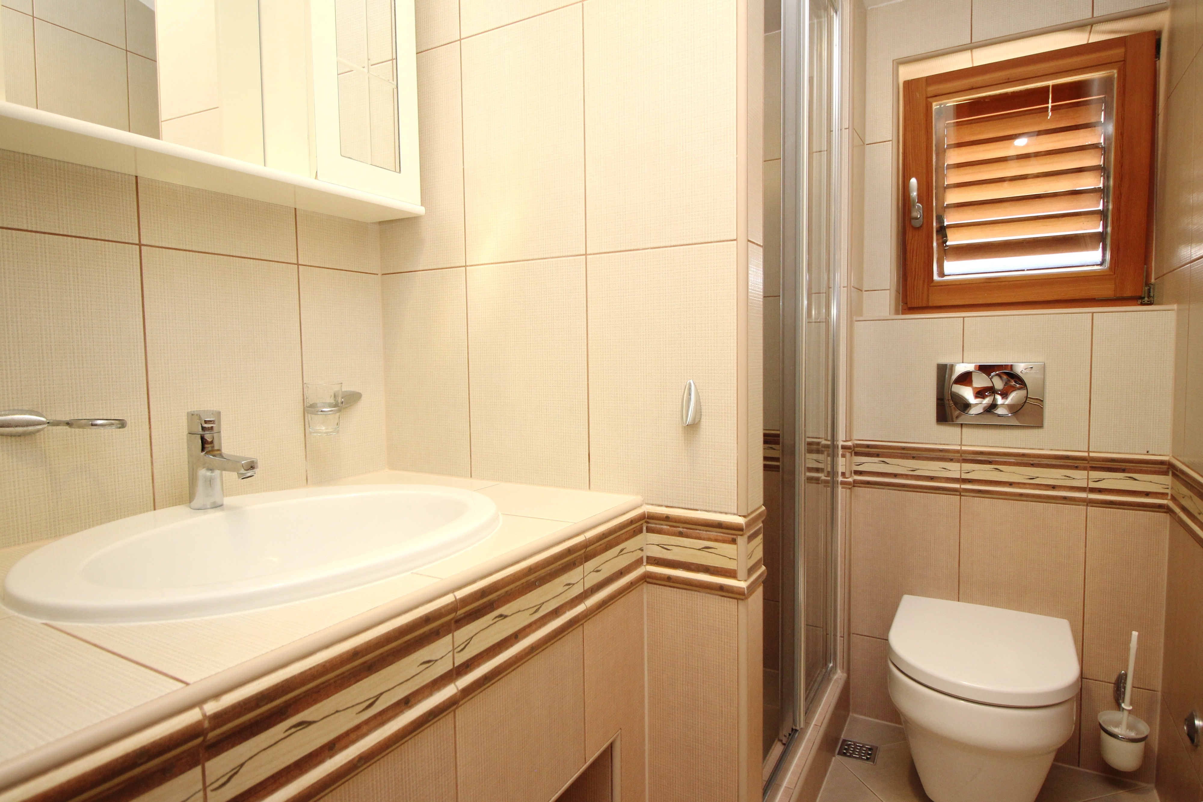 Two bedroom apartment with terrace and sea view Baška, Krk  A-b