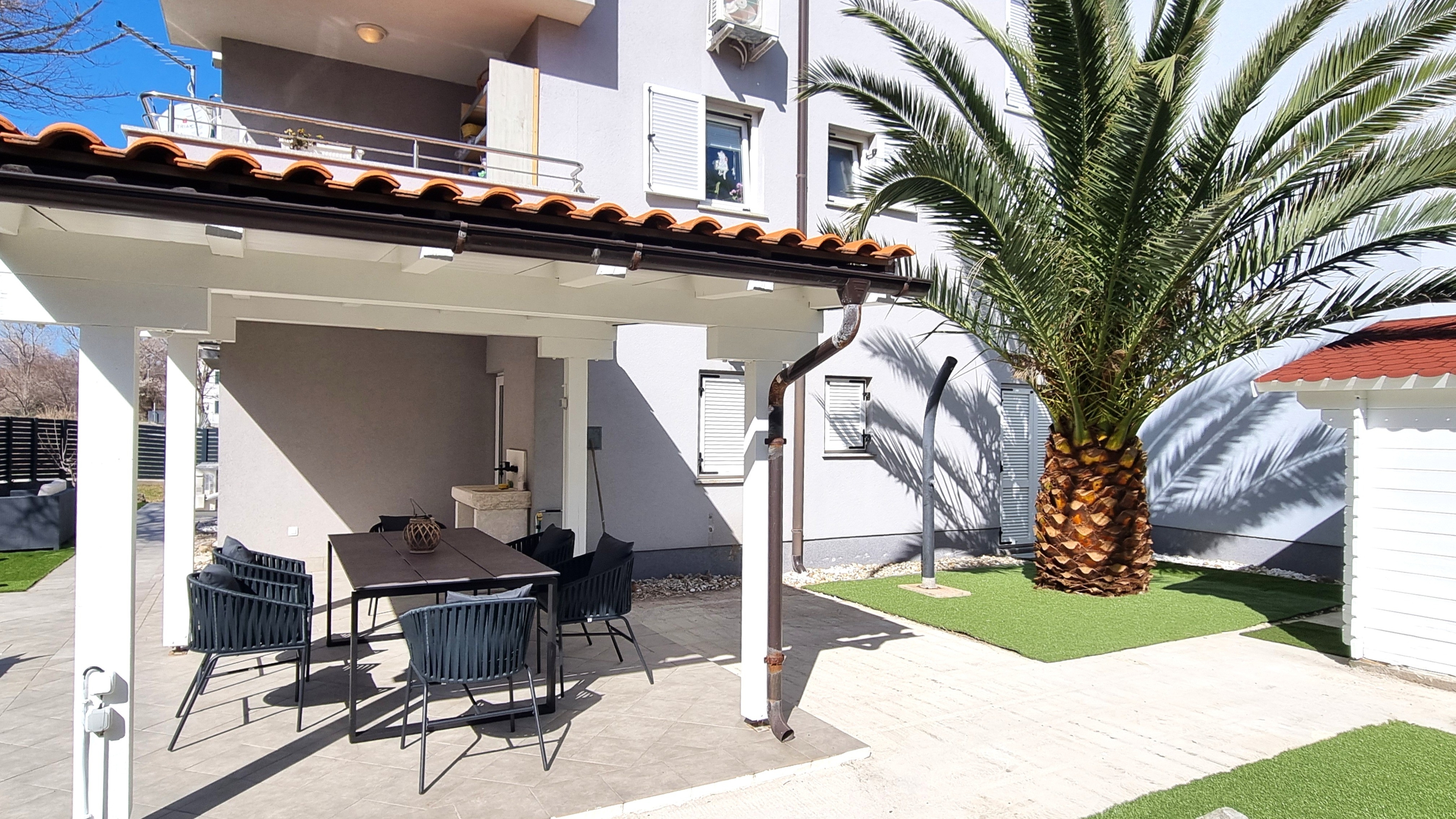 Three bedroom apartment with terrace Baška, Krk  A-a