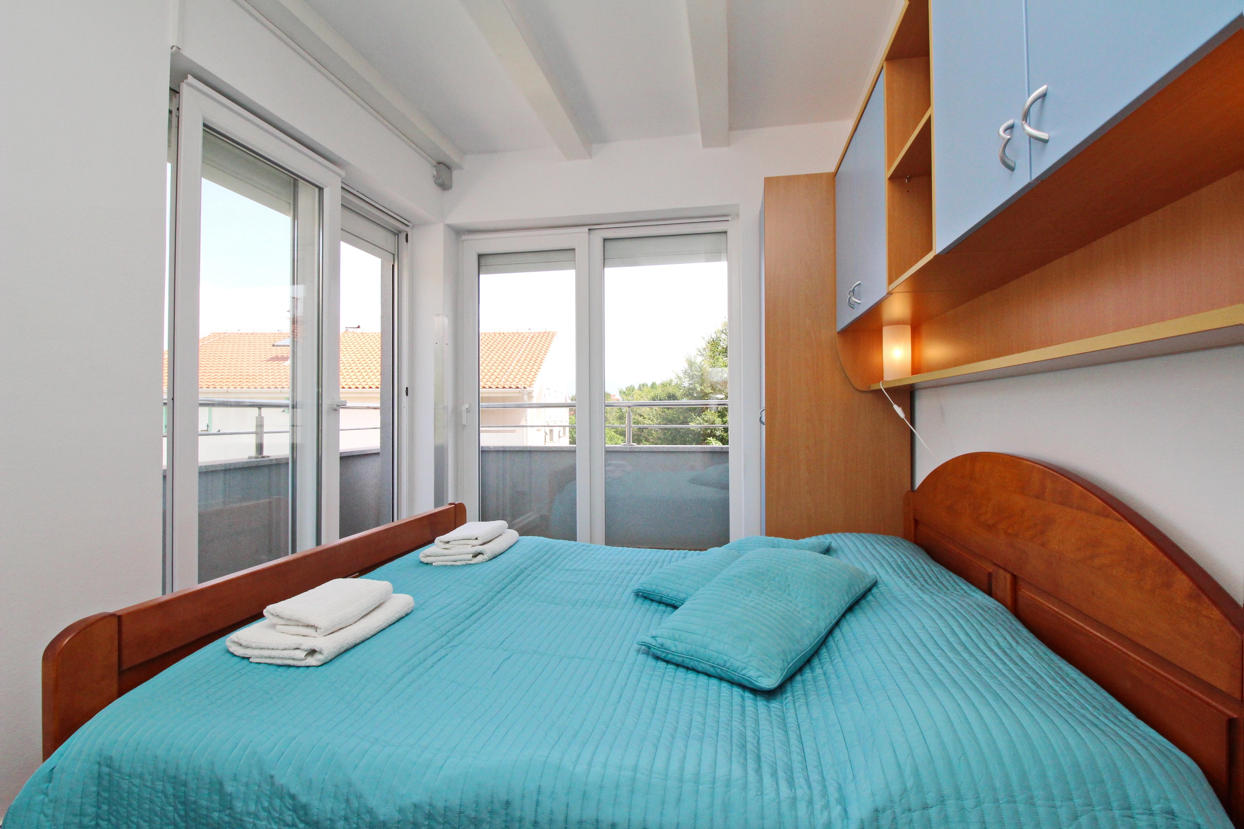 Two bedroom apartment with terrace Baška, Krk  A-b