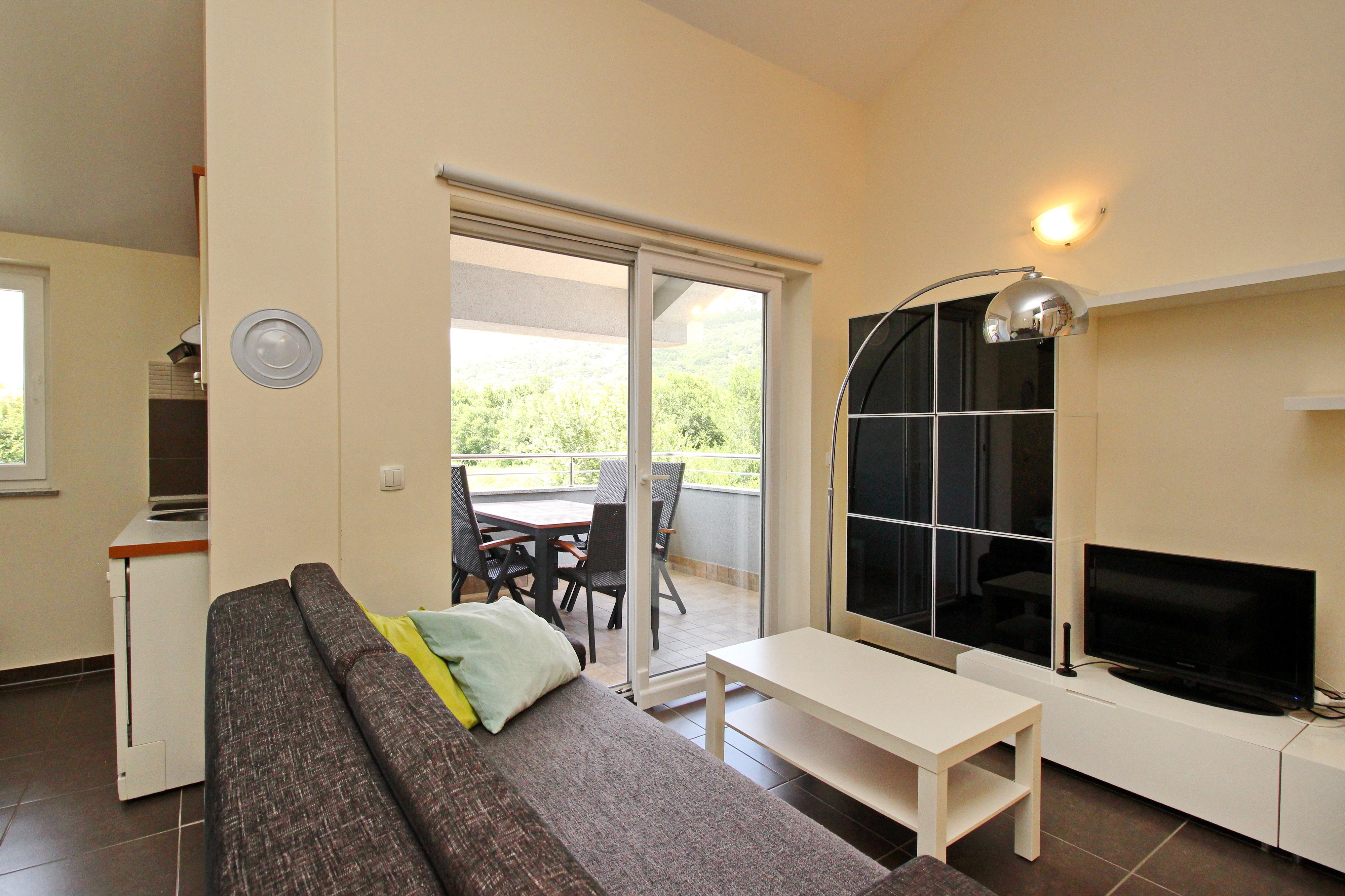 Two bedroom apartment with terrace Baška, Krk  A-b