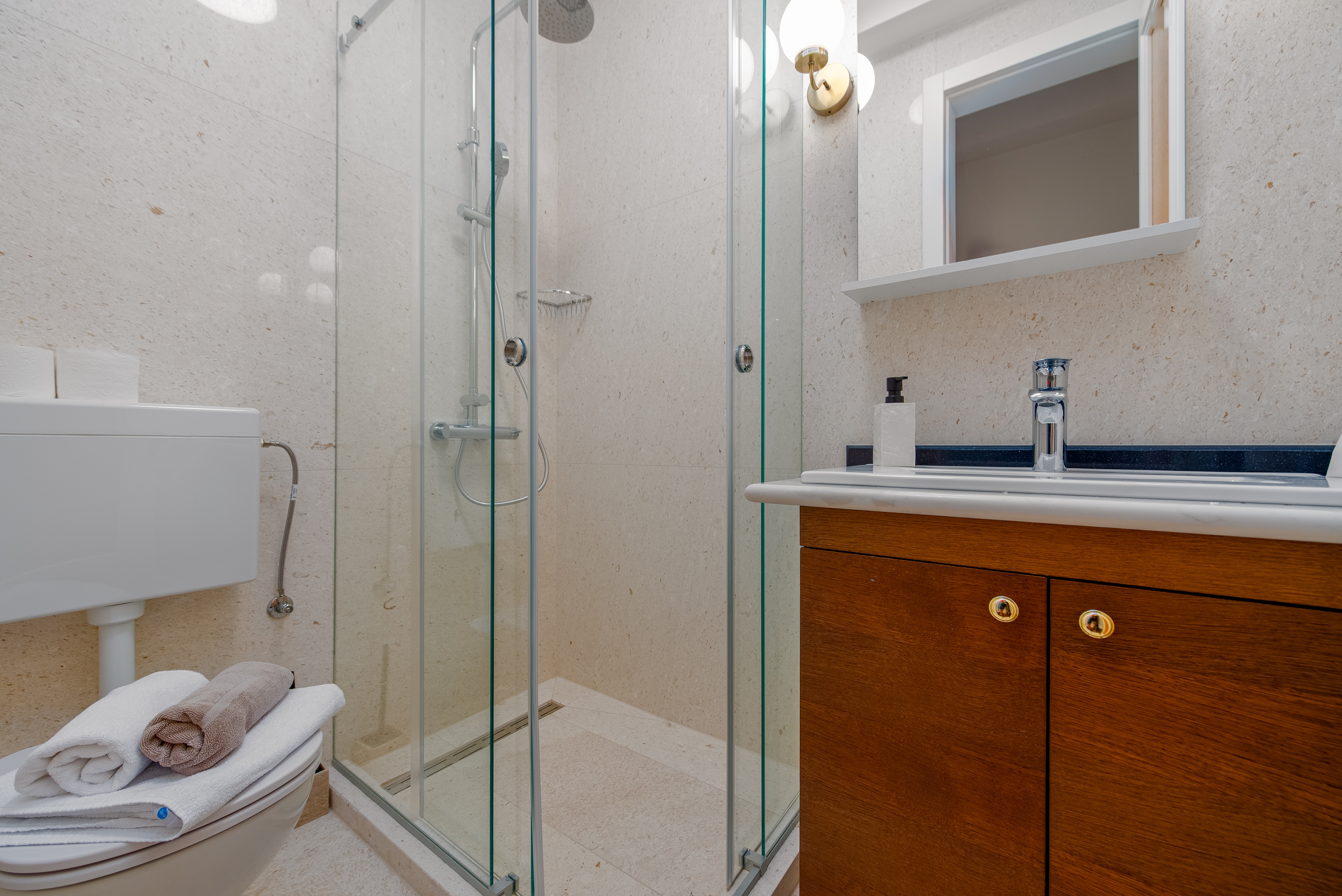 Two bedroom apartment with balcony Novalja, Pag  A-b