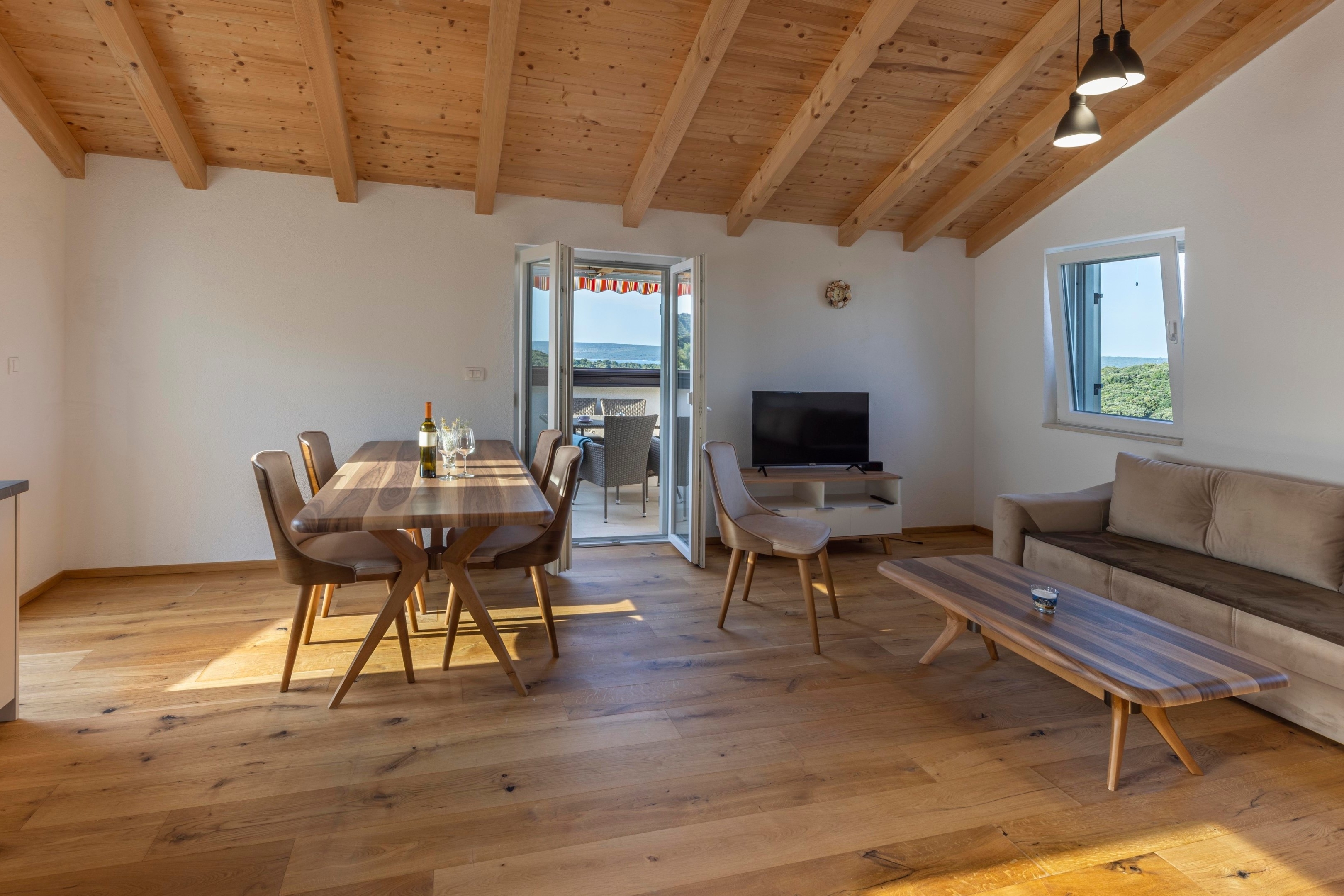 Two bedroom apartment with terrace and sea view Sveti Jakov, Lošinj (A-24153-a) Two bedroom apartment with terrace and sea view Sveti Jakov, Lošinj (A-24153-a)