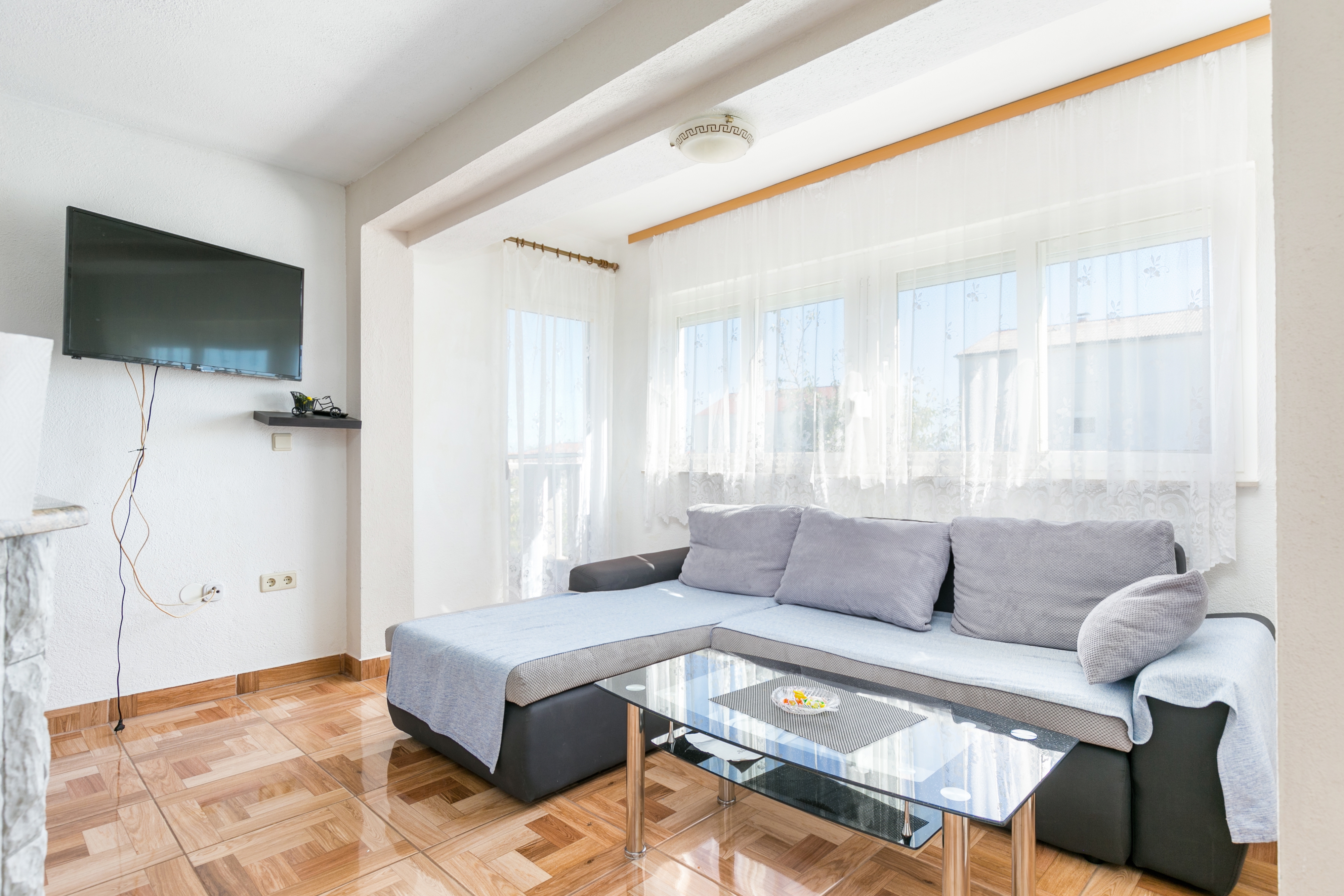 Two bedroom apartment with terrace and sea view Kaštel Štafilić, Kaštela (A-24155-c)