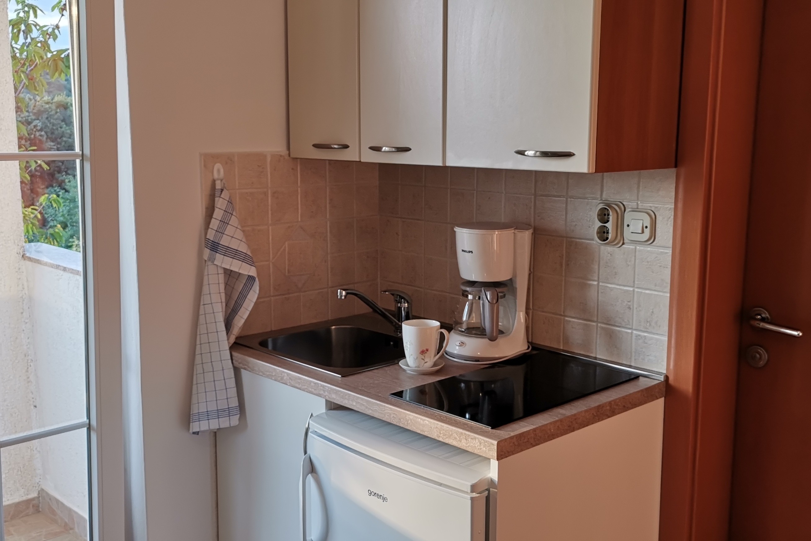 Top Rab Lopar Top Rab Lopar