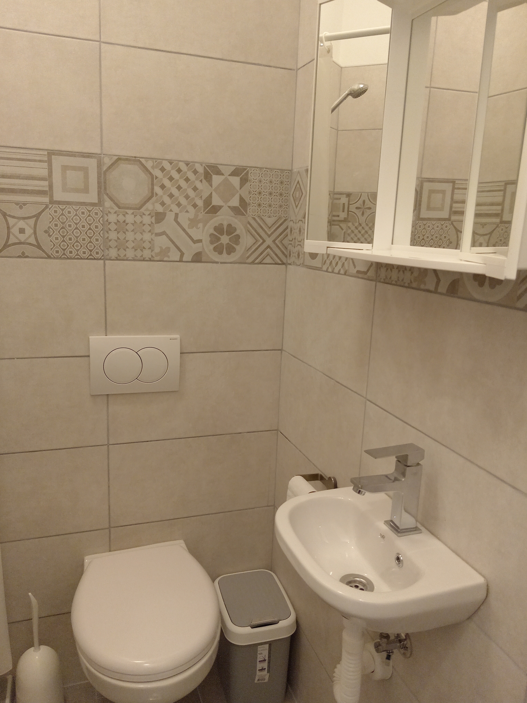 Three bedroom apartment with terrace and sea view Novi Vinodolski  A-a
