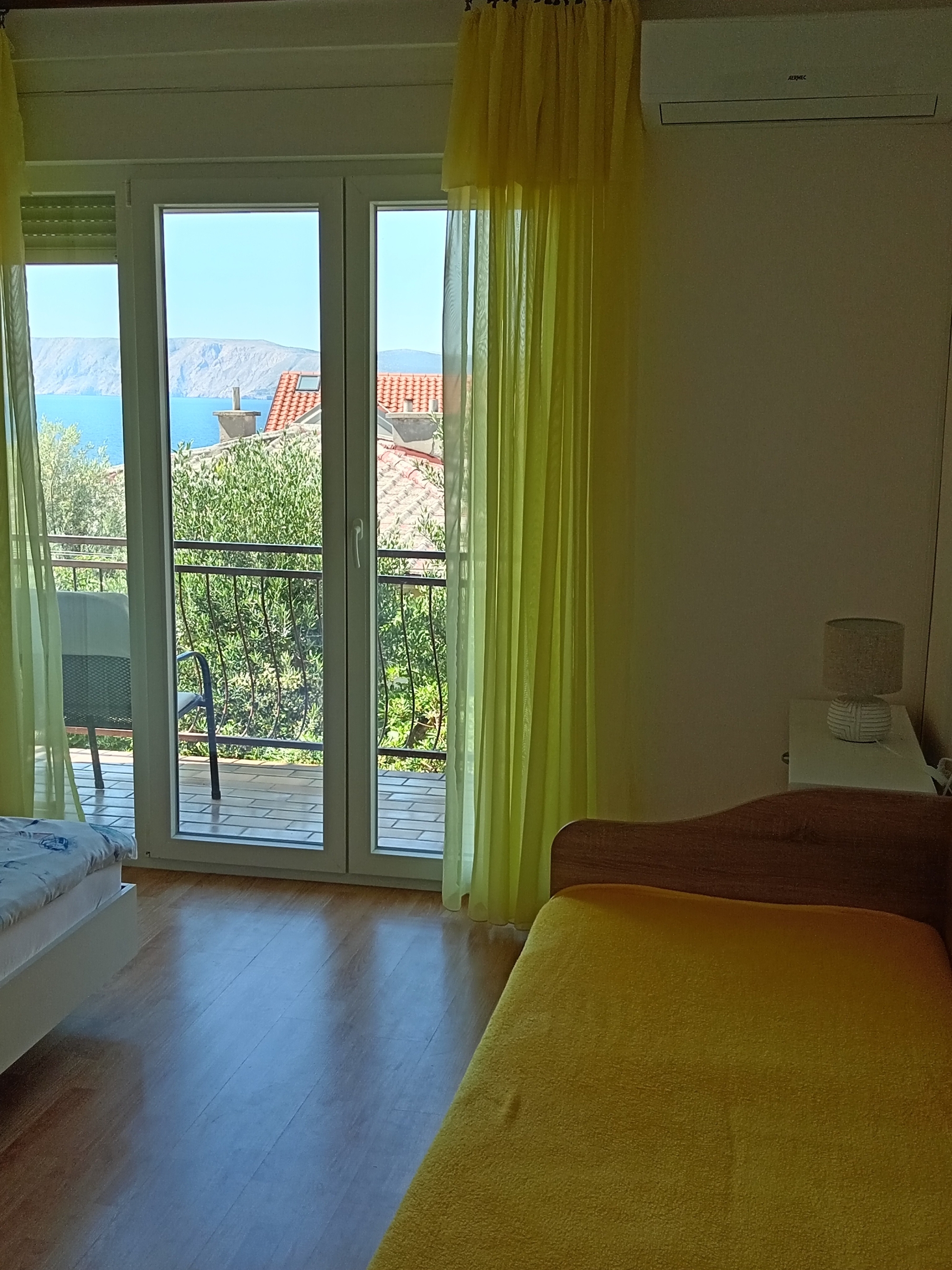 Top Novi Vinodolski Top Novi Vinodolski