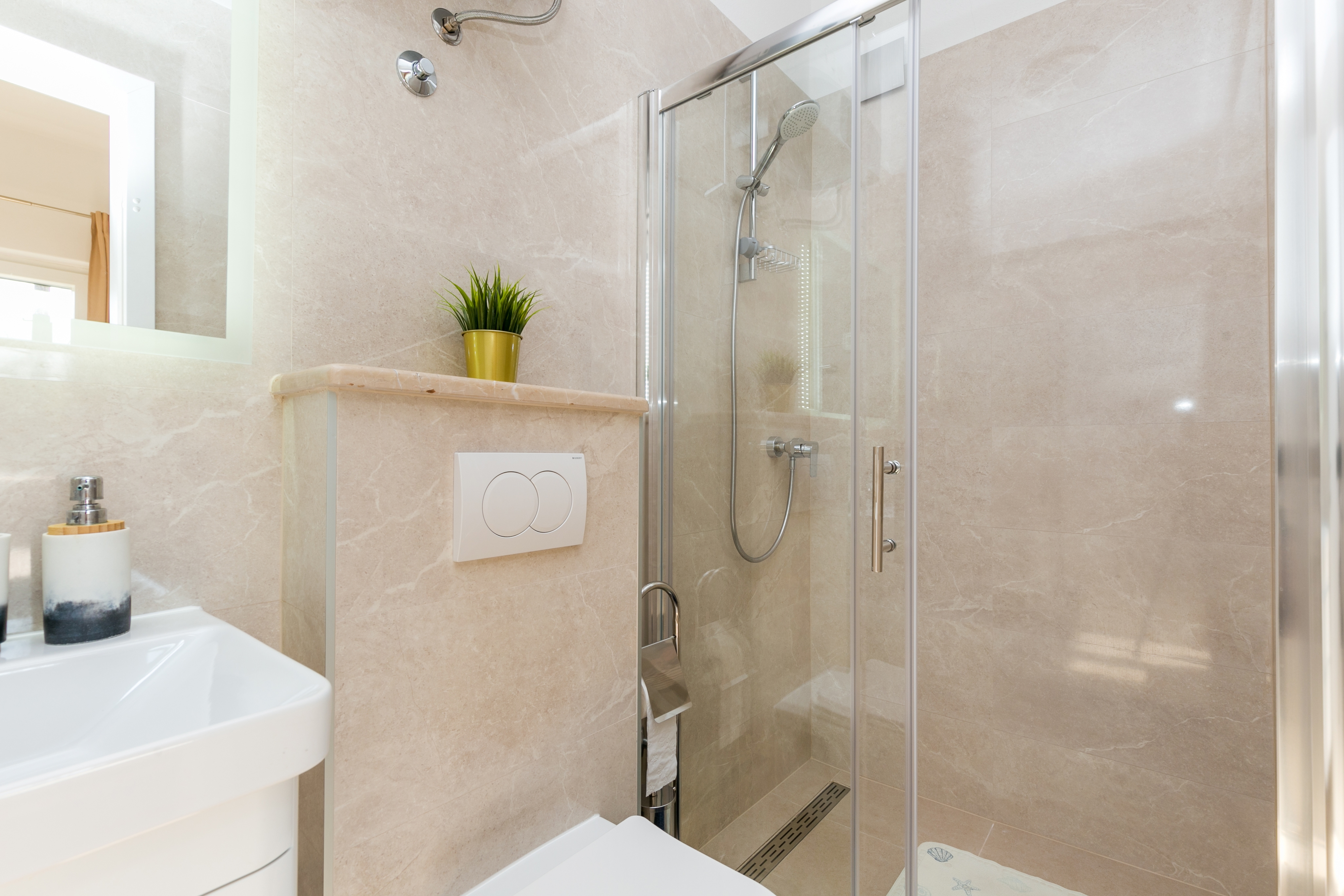 Dvosobni apartma S teraso Trogir  A-a