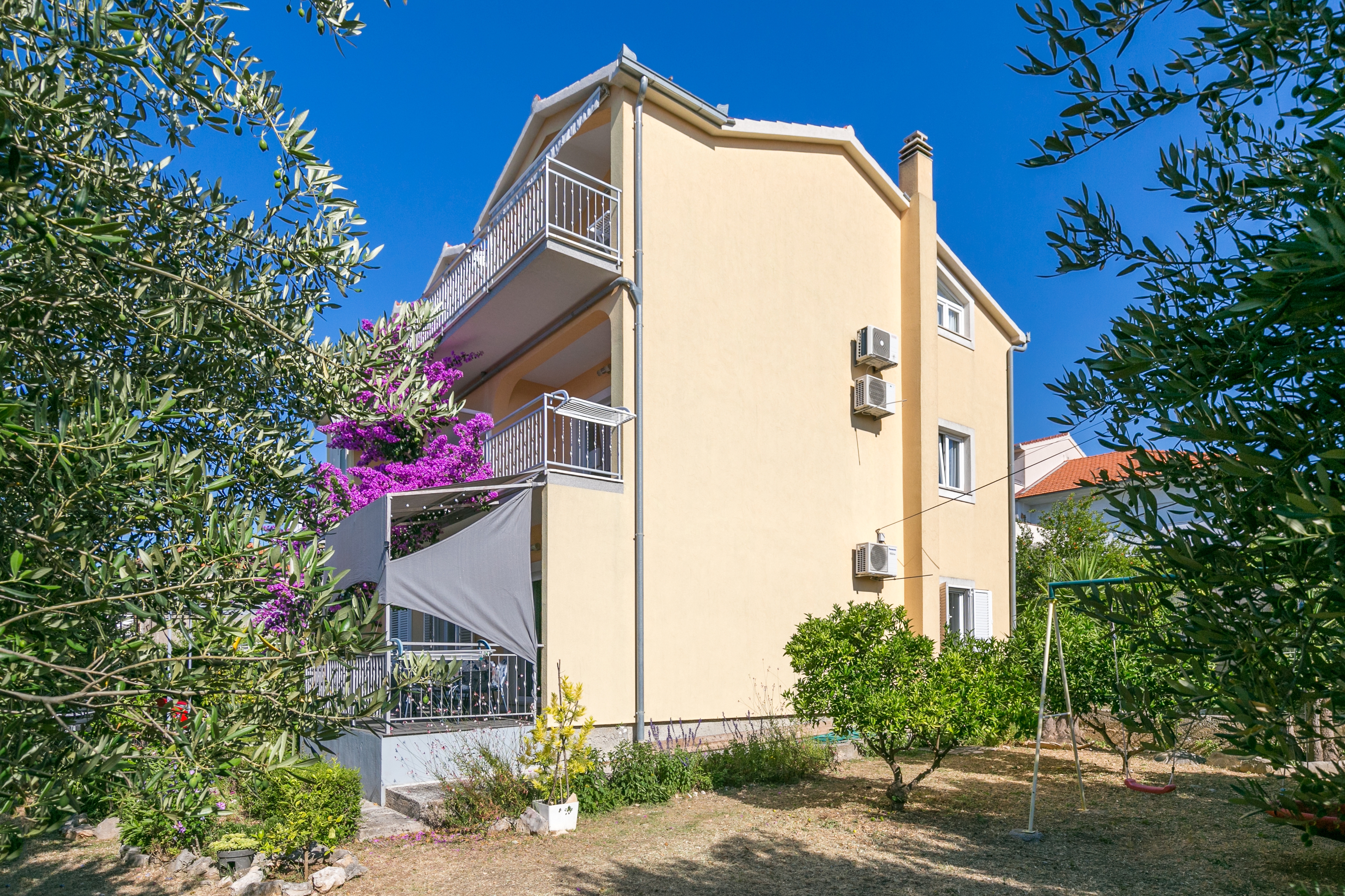 Dvosobni apartma S teraso Trogir  A-a