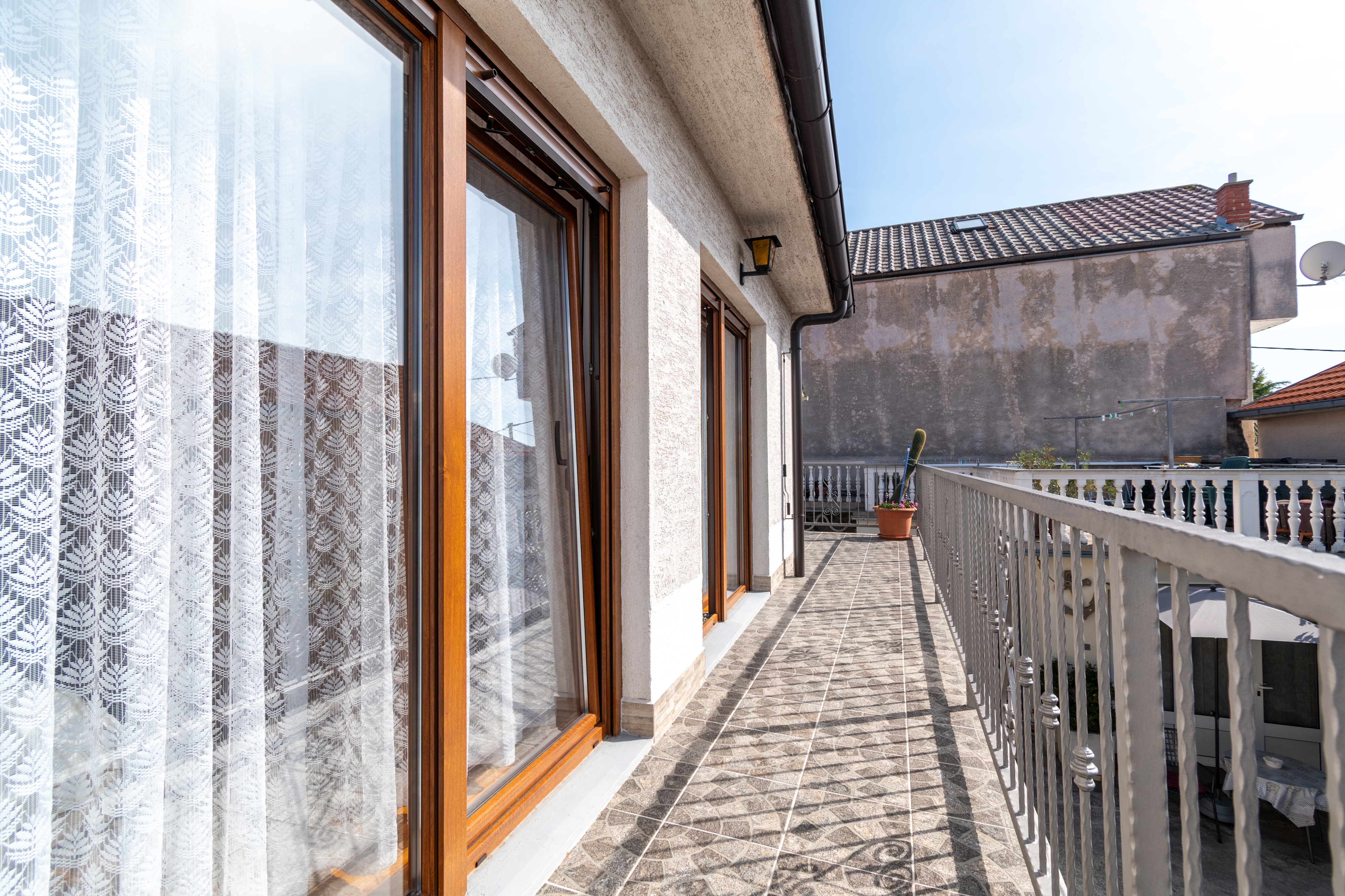Two bedroom apartment with terrace and sea view Novi Vinodolski  A-a
