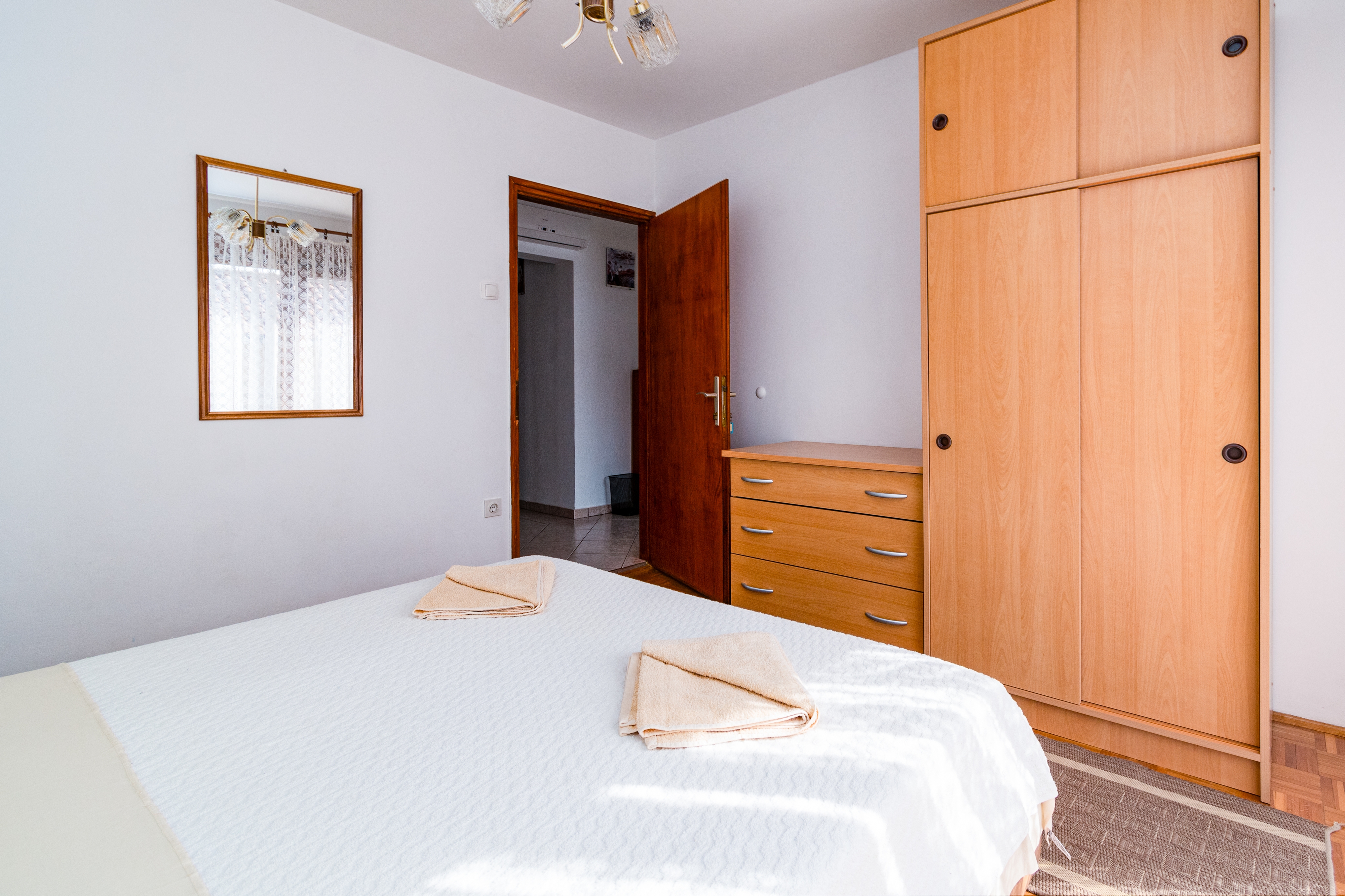 Two bedroom apartment with terrace and sea view Novi Vinodolski  A-a