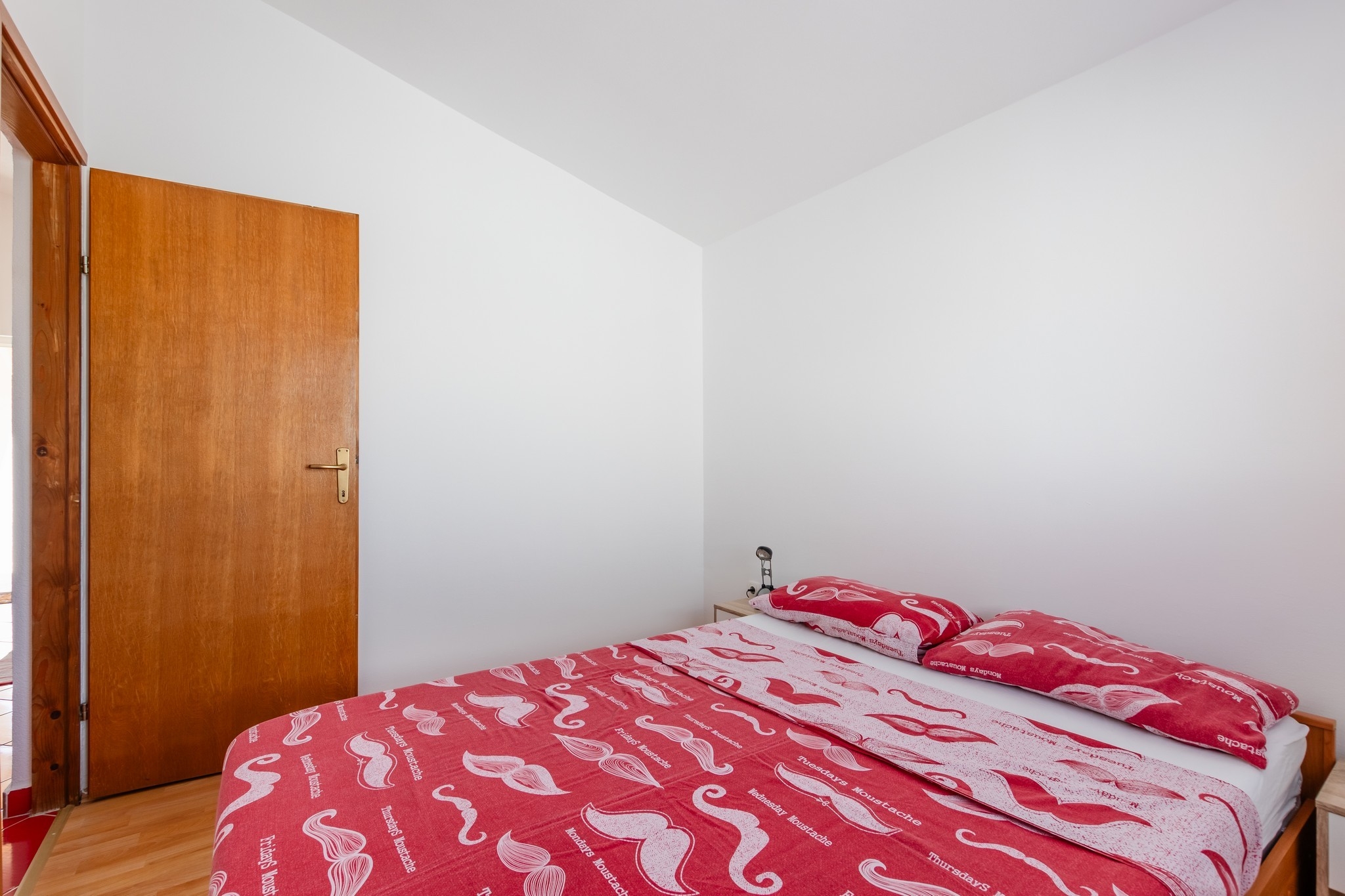One bedroom apartment with terrace Vir  A-b
