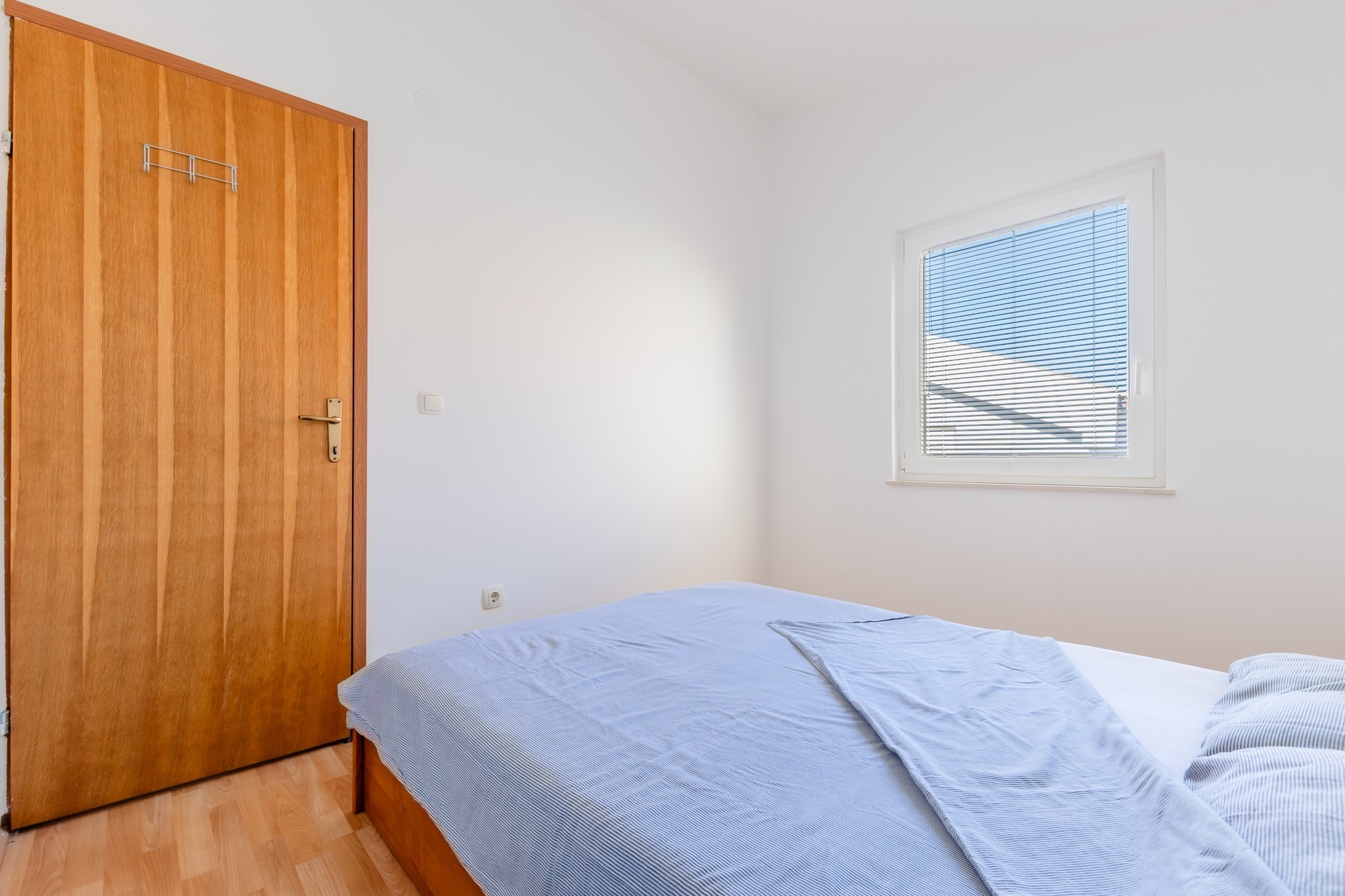 One bedroom apartment with terrace Vir  A-c