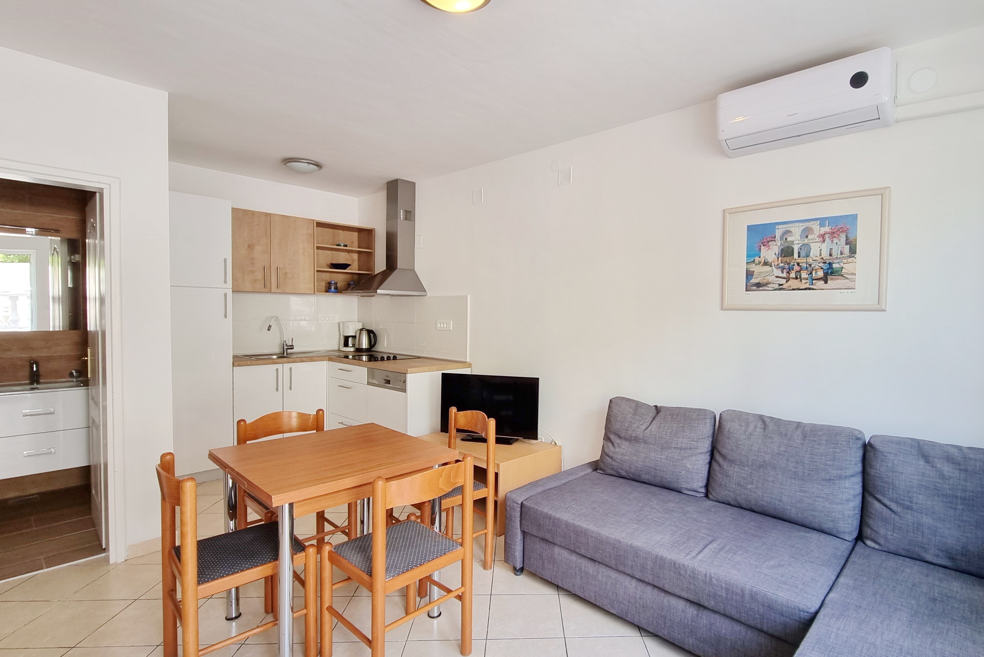 Two bedroom apartment with terrace Baška, Krk (A-24175-b) Two bedroom apartment with terrace Baška, Krk (A-24175-b)