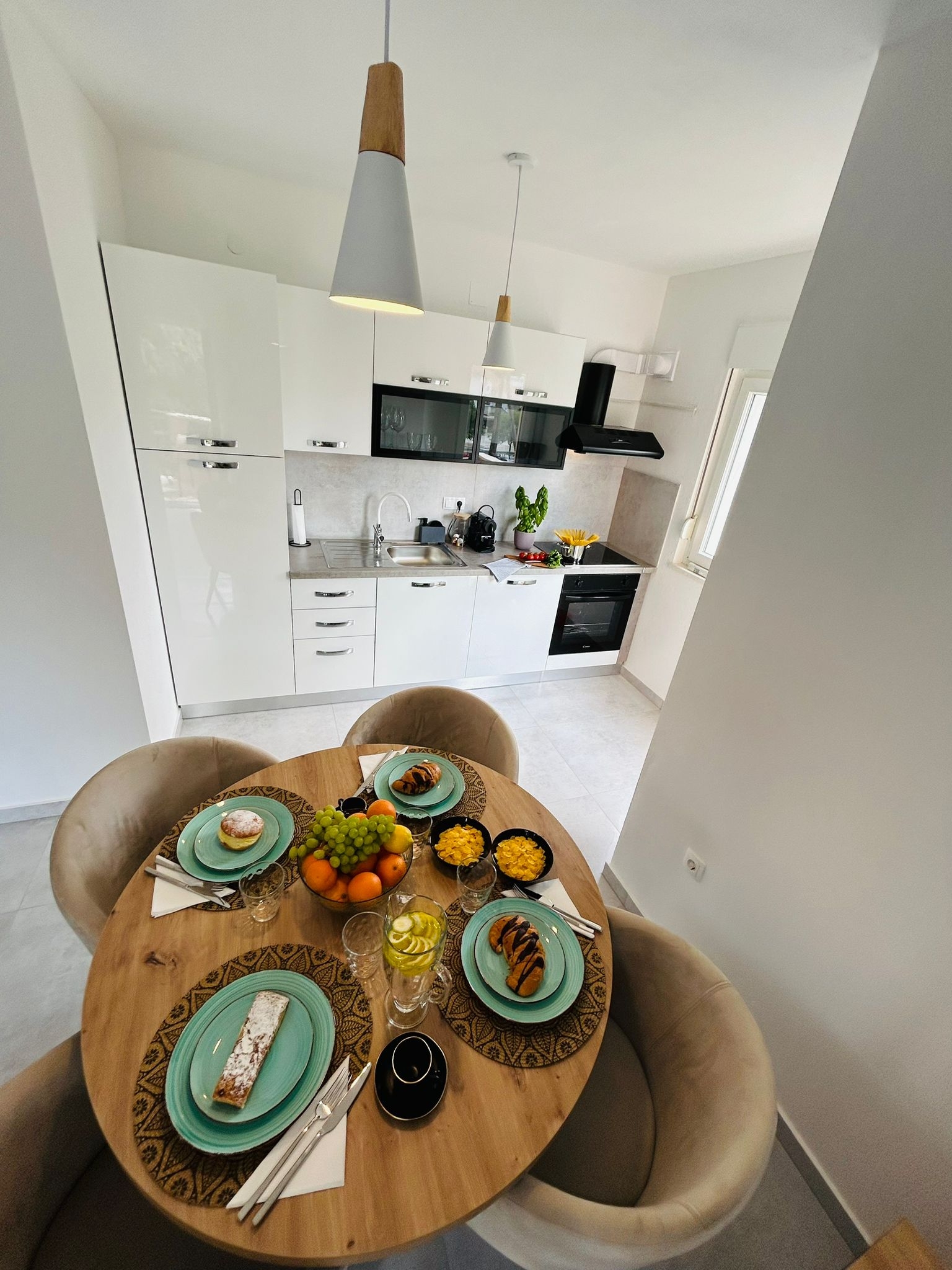 One bedroom apartment with balcony and sea view Marina, Trogir  A-a