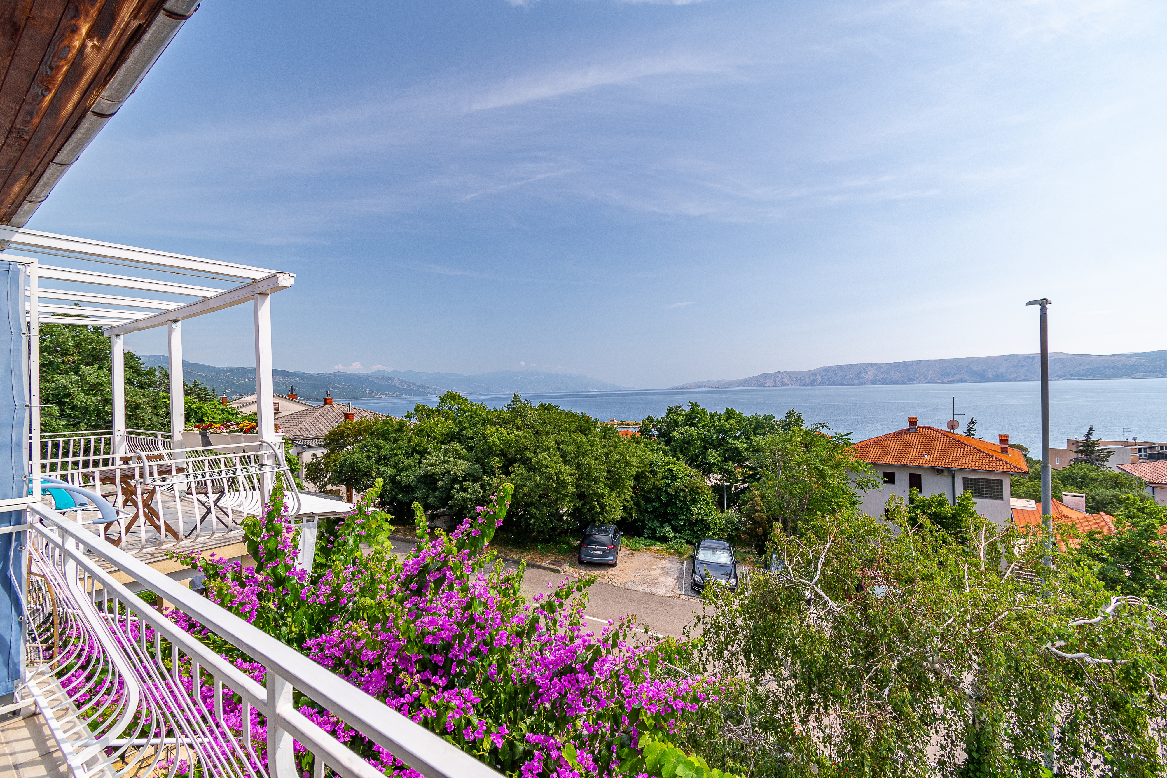 One bedroom apartment with balcony and sea view Novi Vinodolski  A-a