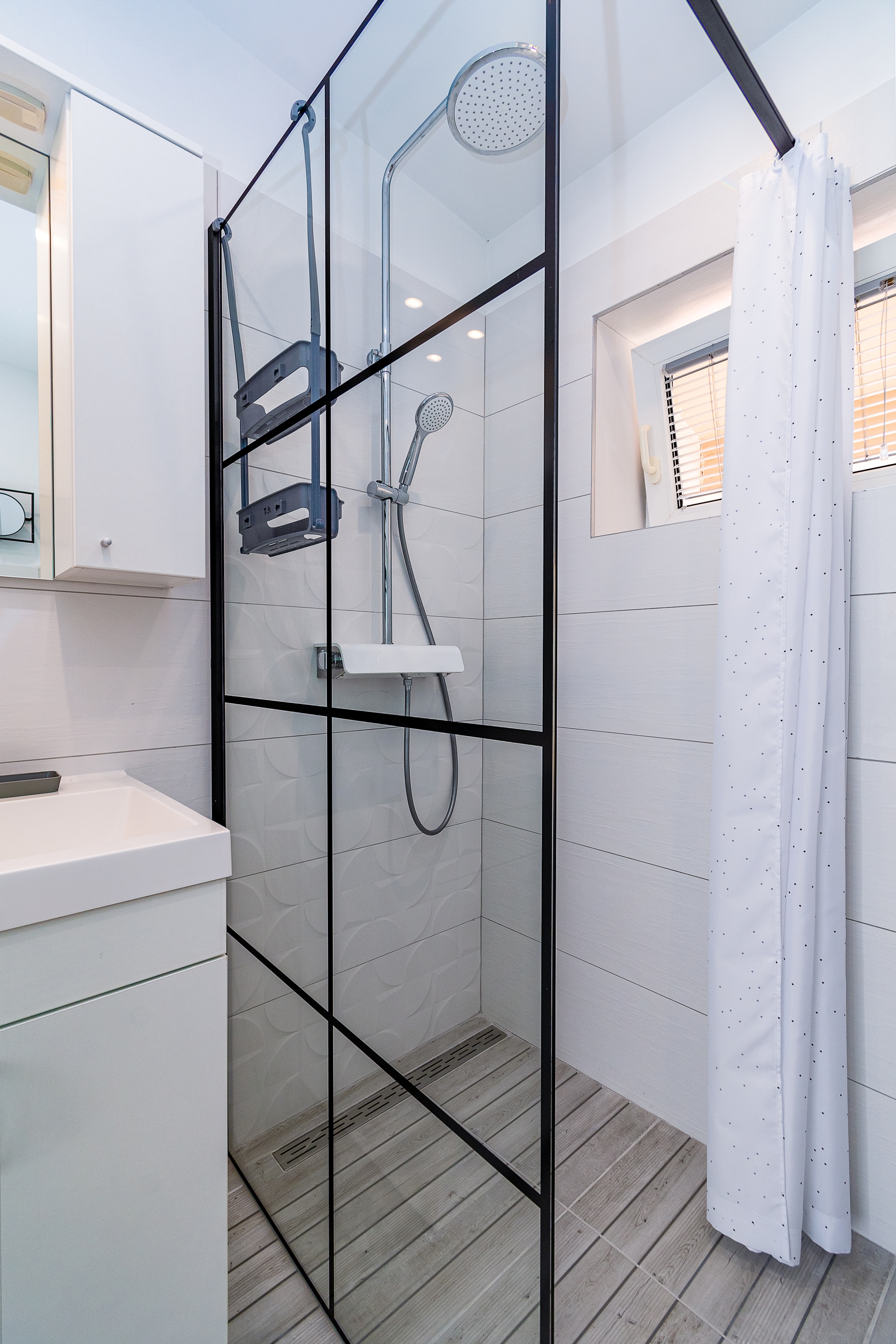 Two bedroom apartment with terrace and sea view Novi Vinodolski  A-b