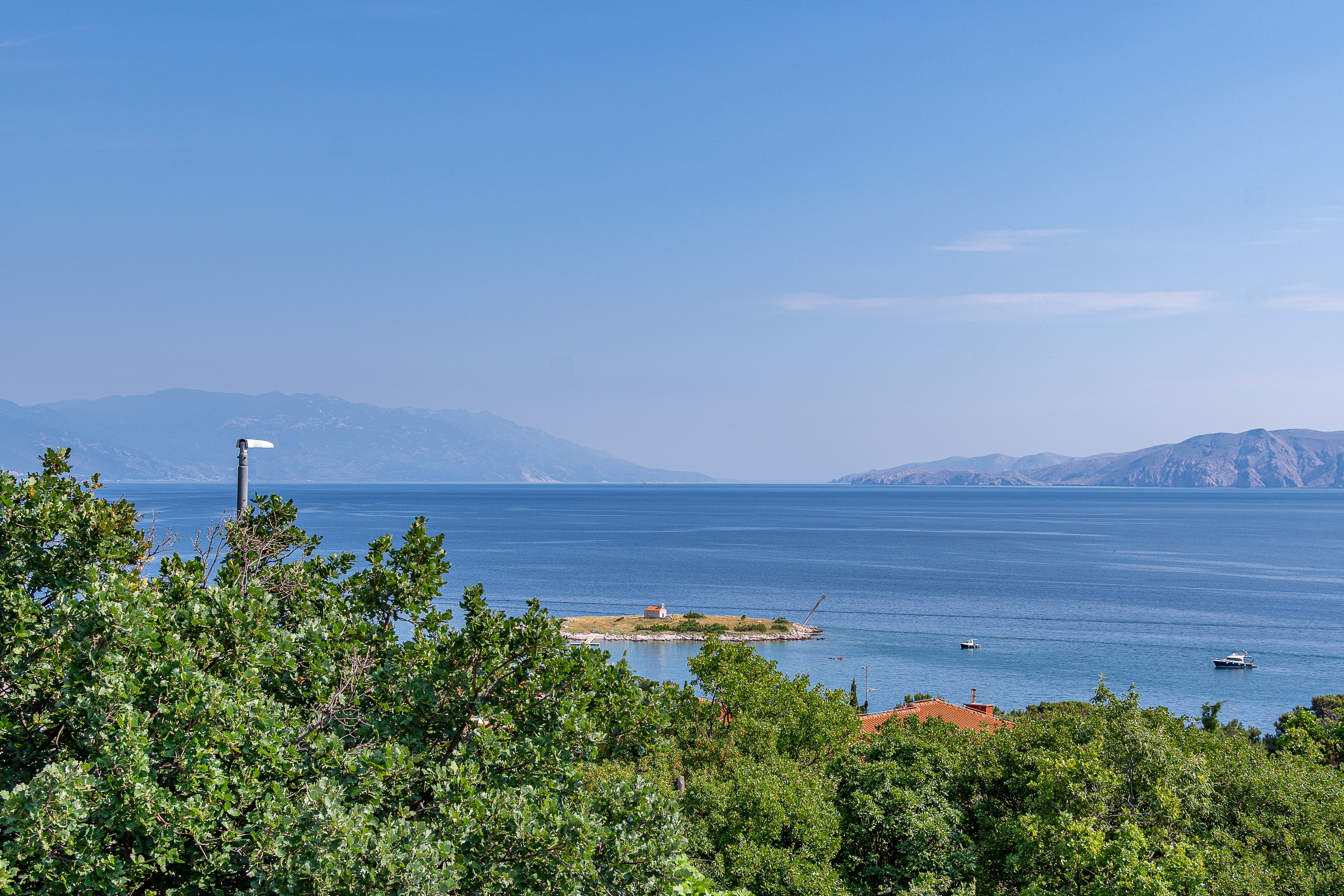 Two bedroom apartment with terrace and sea view Novi Vinodolski  A-b