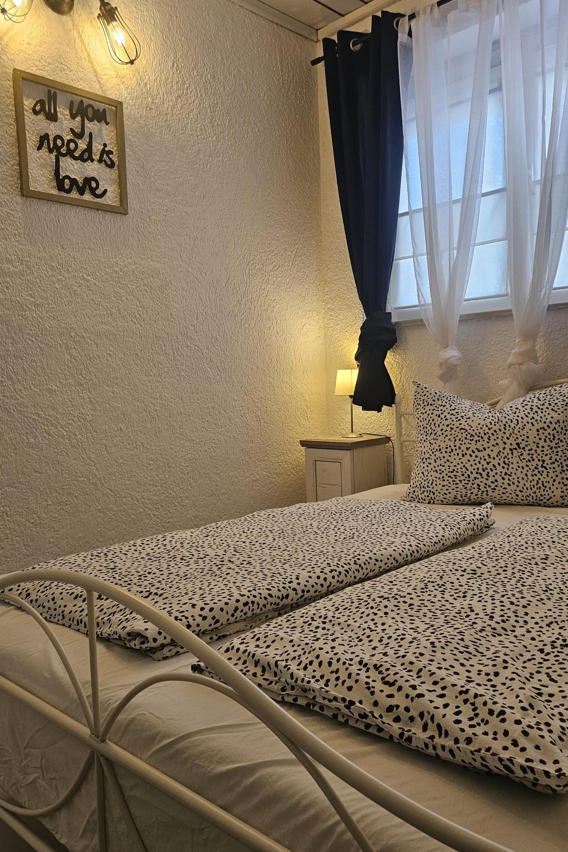 Two bedroom apartment with terrace and sea view Novi Vinodolski  A-c