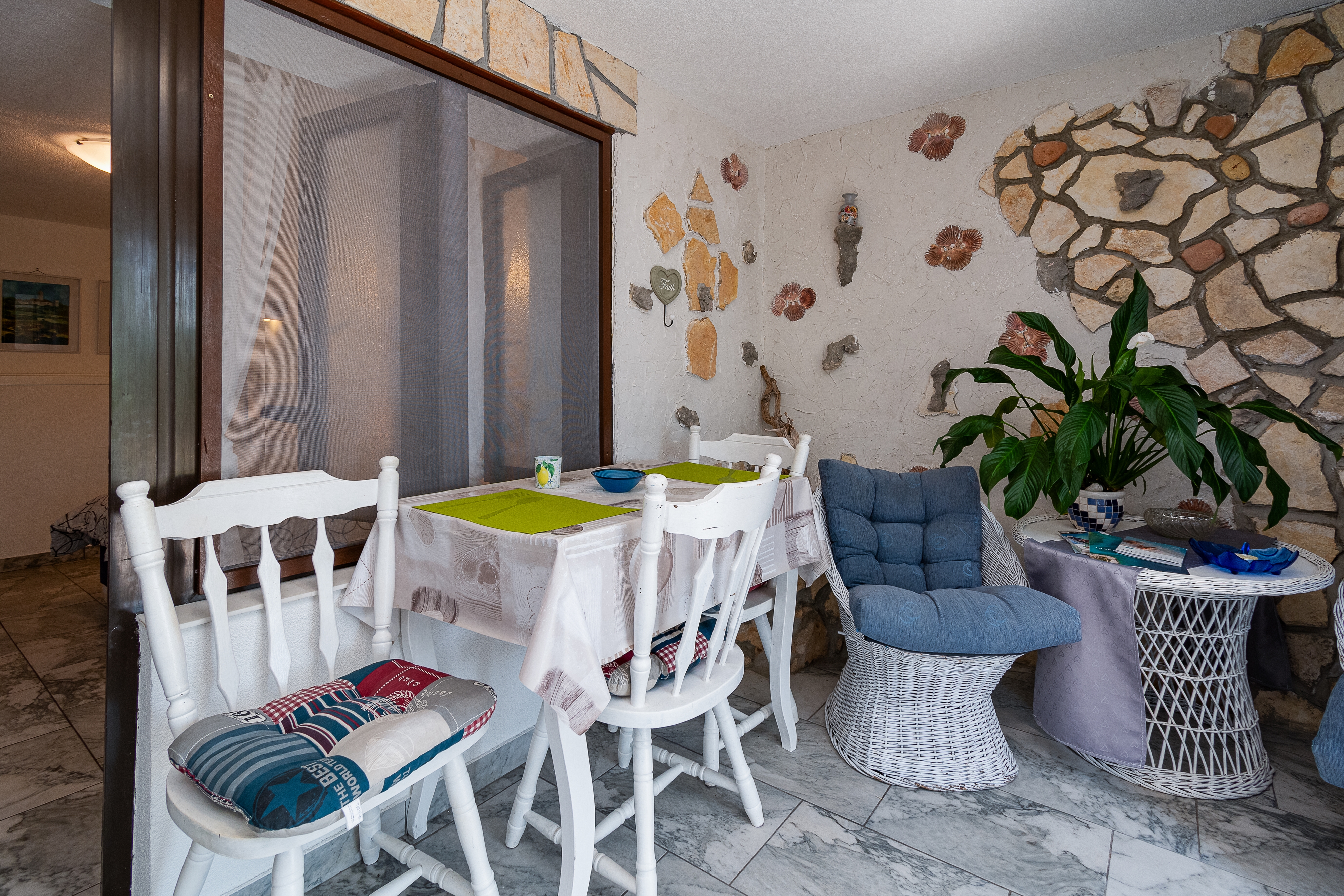 One bedroom apartment with air-conditioning Novi Vinodolski (A-2419-d)