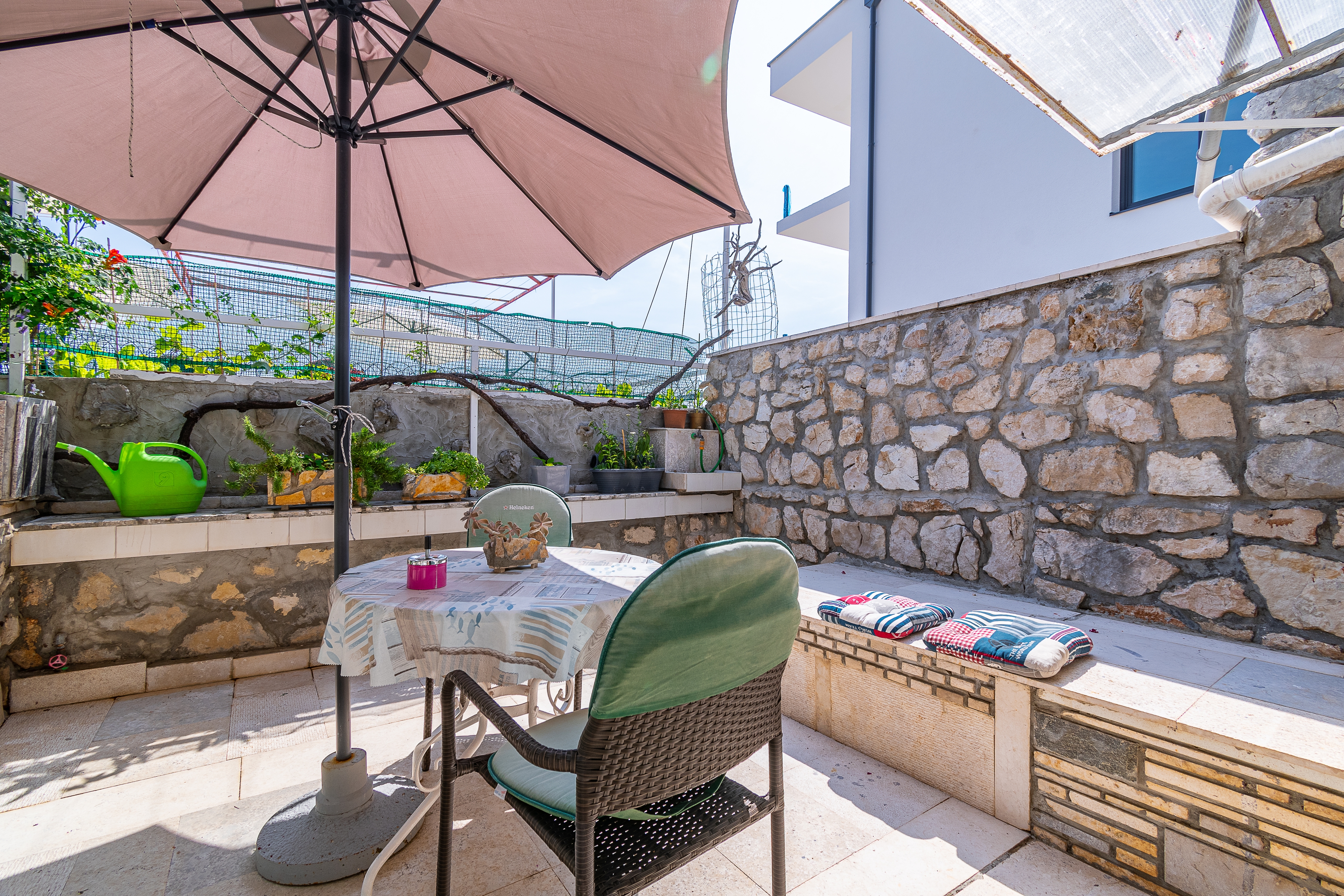 Studio flat with terrace Novi Vinodolski  AS-b