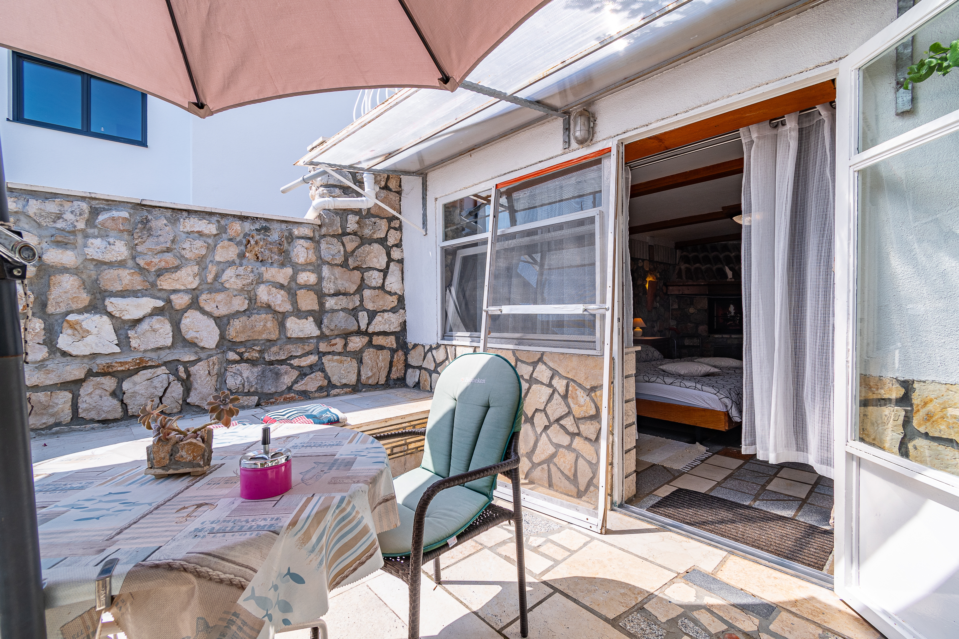 Studio flat with terrace Novi Vinodolski  AS-b